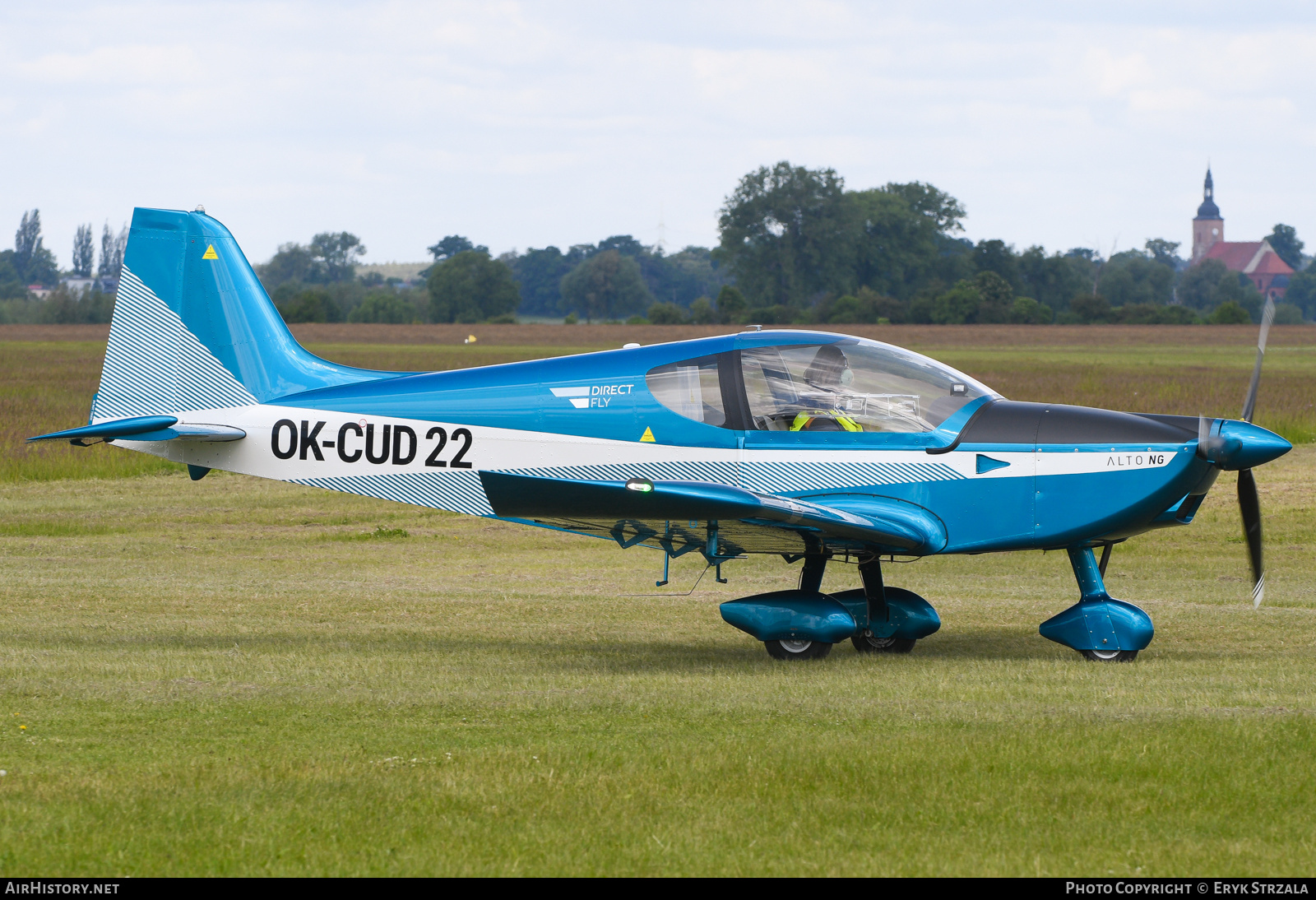 Aircraft Photo of OK-CUD22 | Direct Fly Alto NG | AirHistory.net #834840
