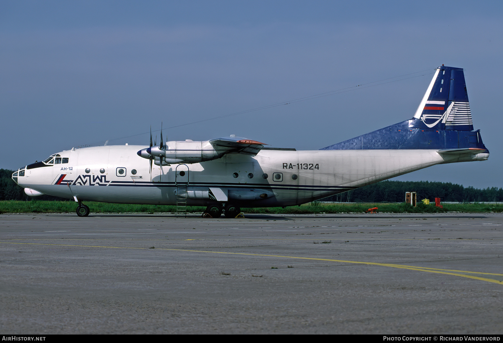Aircraft Photo of RA-11324 | Antonov An-12A | Avial | AirHistory.net #834850