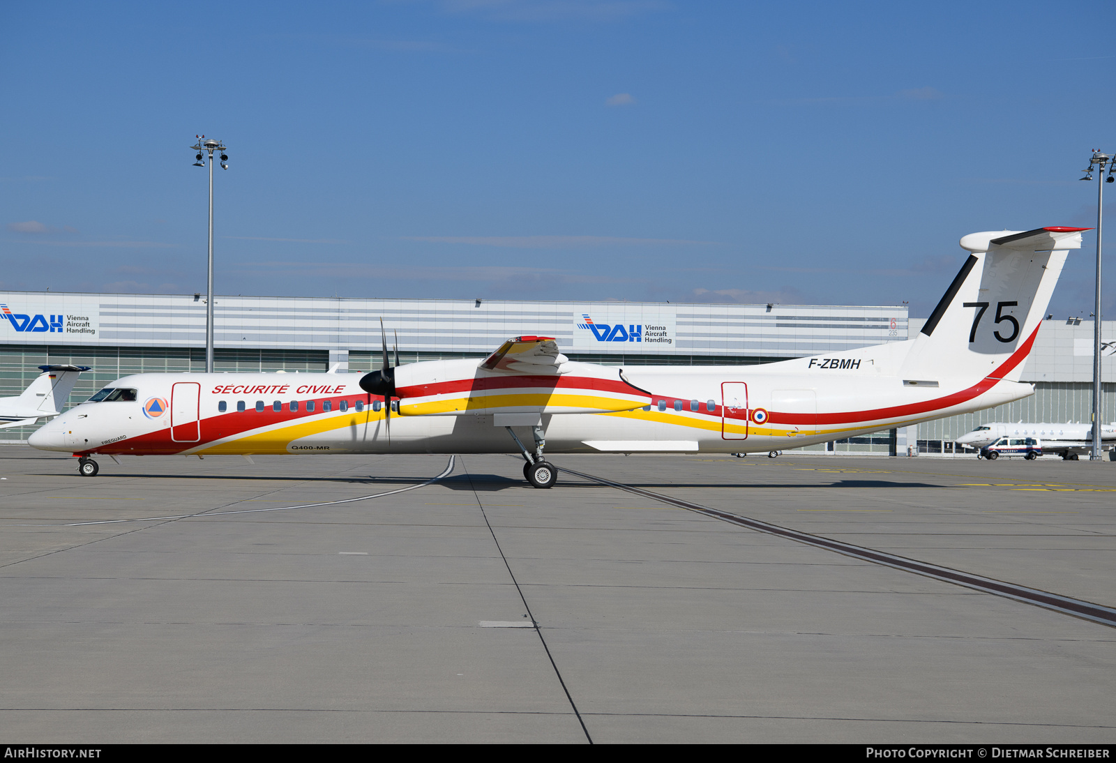 Aircraft Photo of F-ZBMH | Conair DHC-8-402 Q400-MR | Sécurité Civile | AirHistory.net #834938