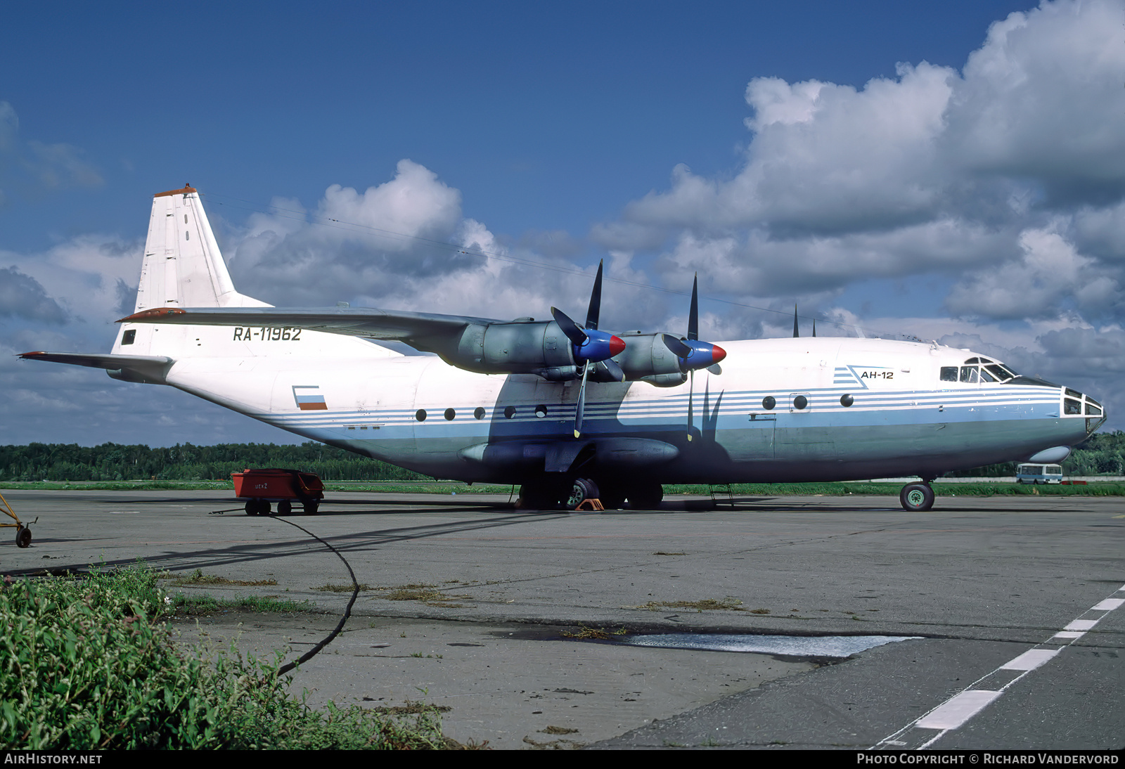 Aircraft Photo of RA-11962 | Antonov An-12BP | Transaero-Samara Aviakompania | AirHistory.net #835008