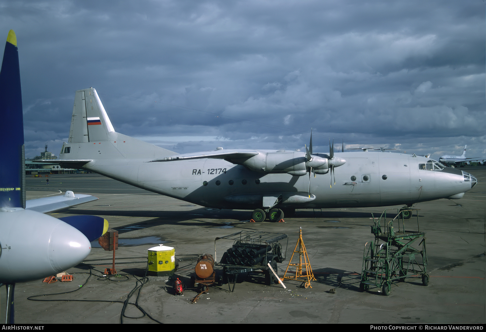 Aircraft Photo of RA-12174 | Antonov An-12BP | AirHistory.net #835030