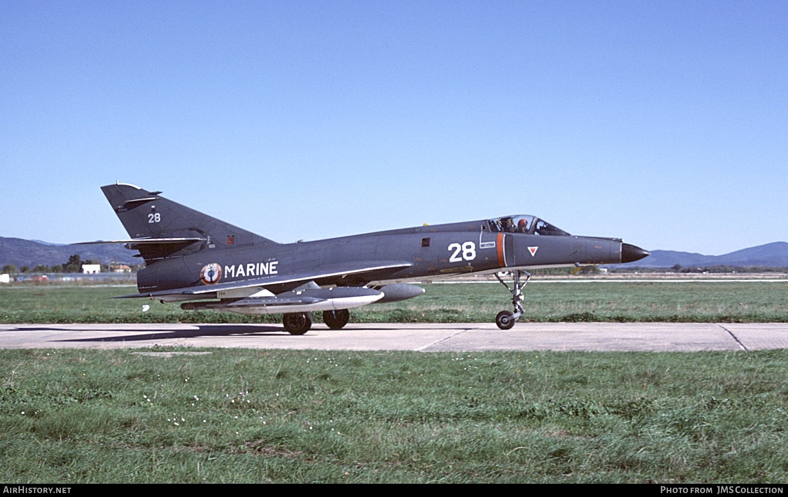 Aircraft Photo of 28 | Dassault Super Etendard | France - Navy | AirHistory.net #835101