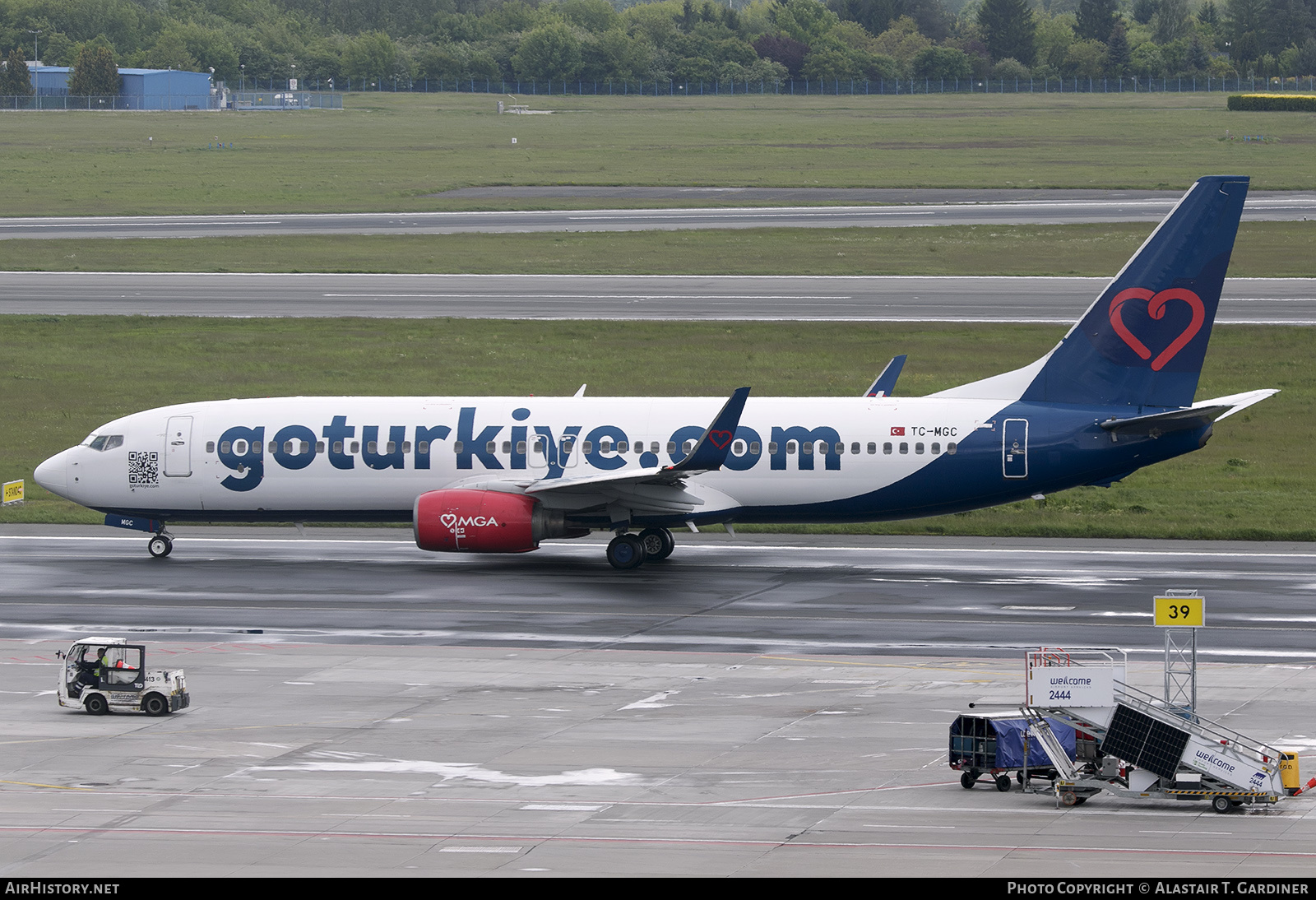 Aircraft Photo of TC-MGC | Boeing 737-83N | MGA - Mavi Gok Aviation | AirHistory.net #835116