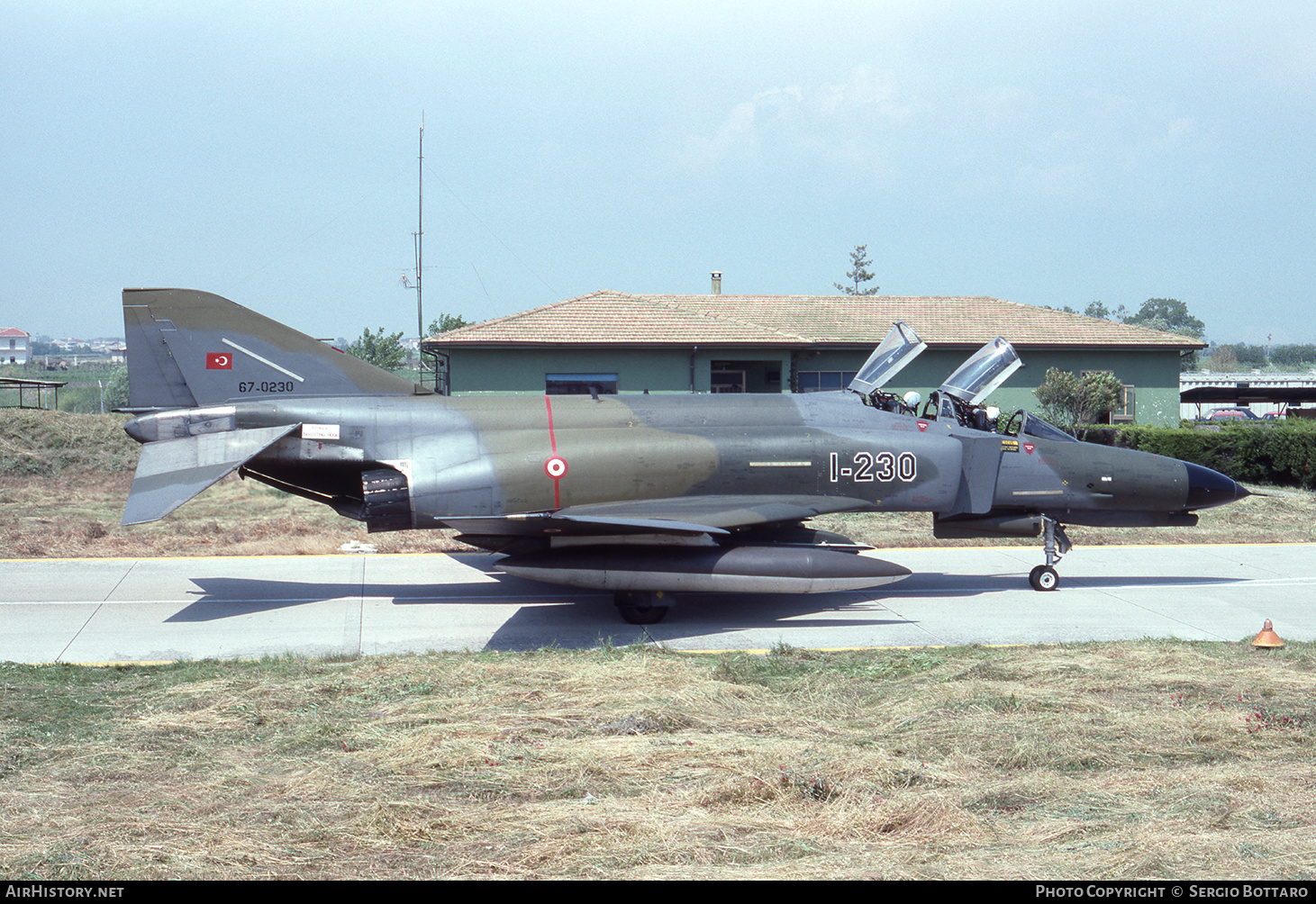 Aircraft Photo of 67-0230 | McDonnell Douglas F-4E Phantom II | Turkey - Air Force | AirHistory.net #835210