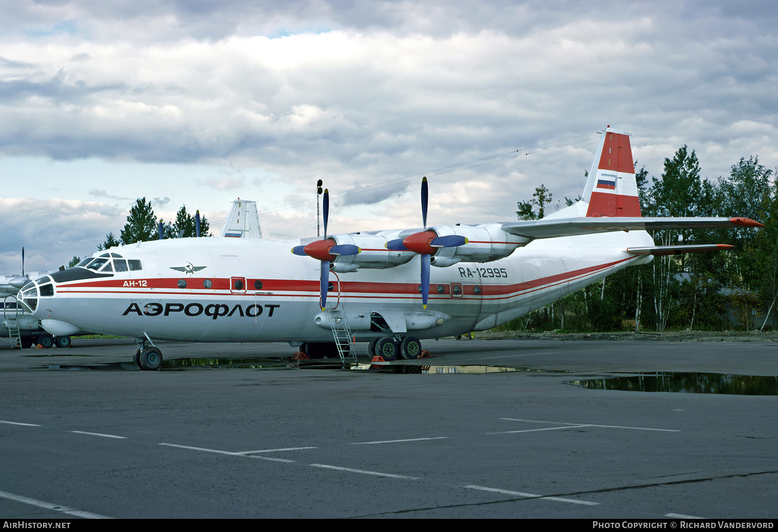 Aircraft Photo of RA-12995 | Antonov An-12B | Aeroflot | AirHistory.net #835231