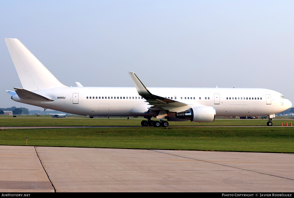 Aircraft Photo of N950J | Boeing 767-3P6/ER | AirHistory.net #835272