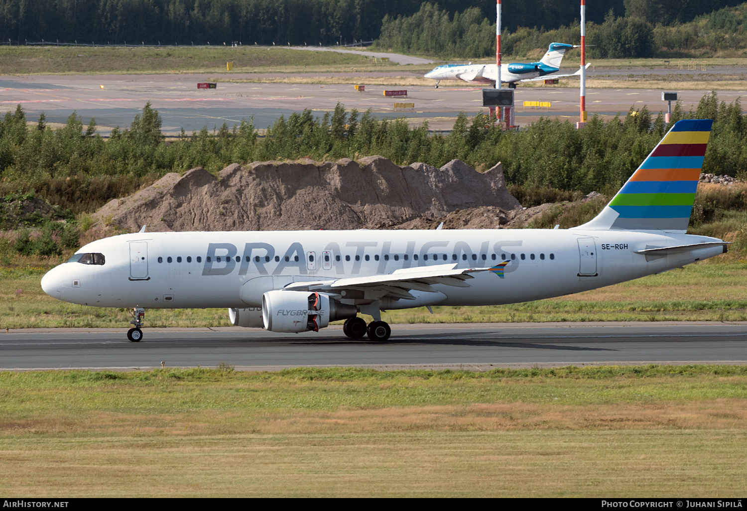Aircraft Photo of SE-RGH | Airbus A320-214 | Braathens International Airways | AirHistory.net #835342