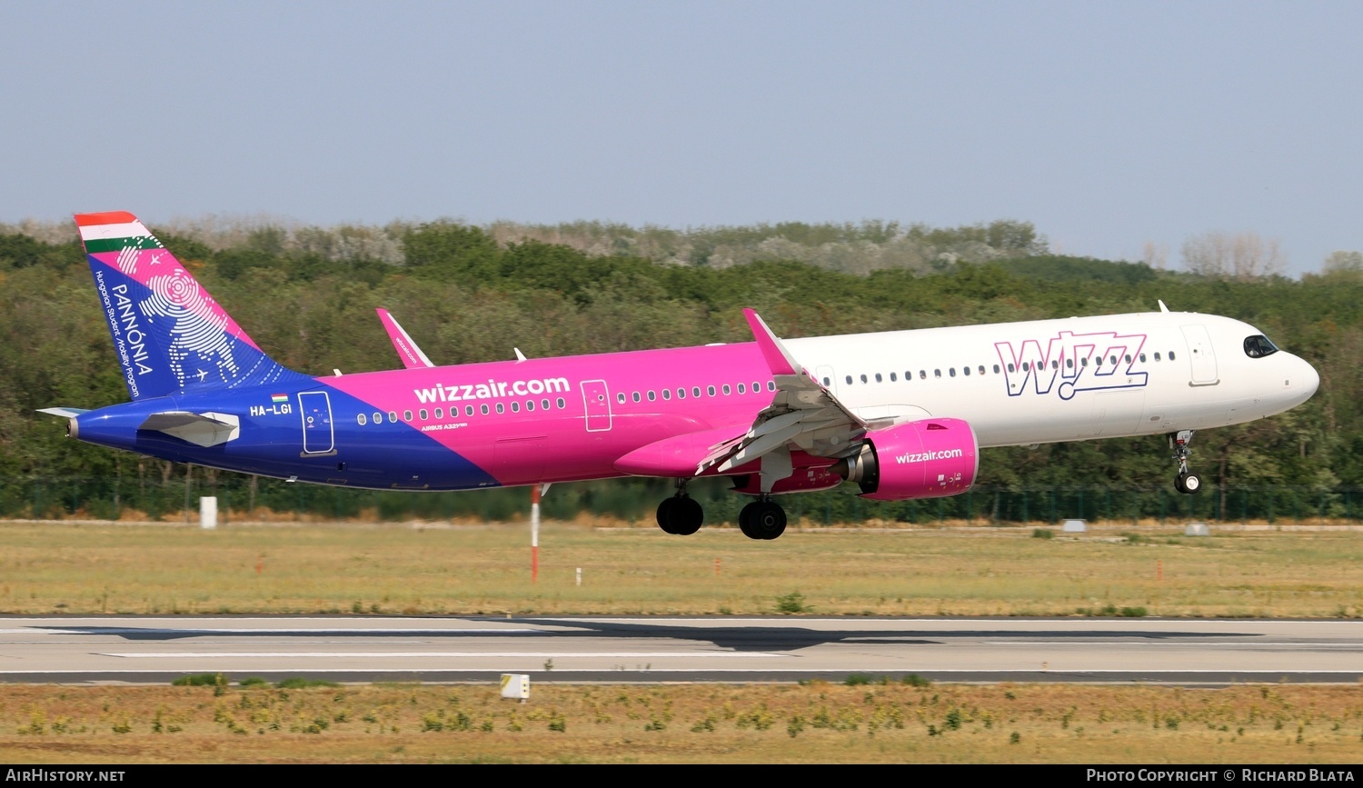Aircraft Photo of HA-LGI | Airbus A321-271NX | Wizz Air | AirHistory.net #835417