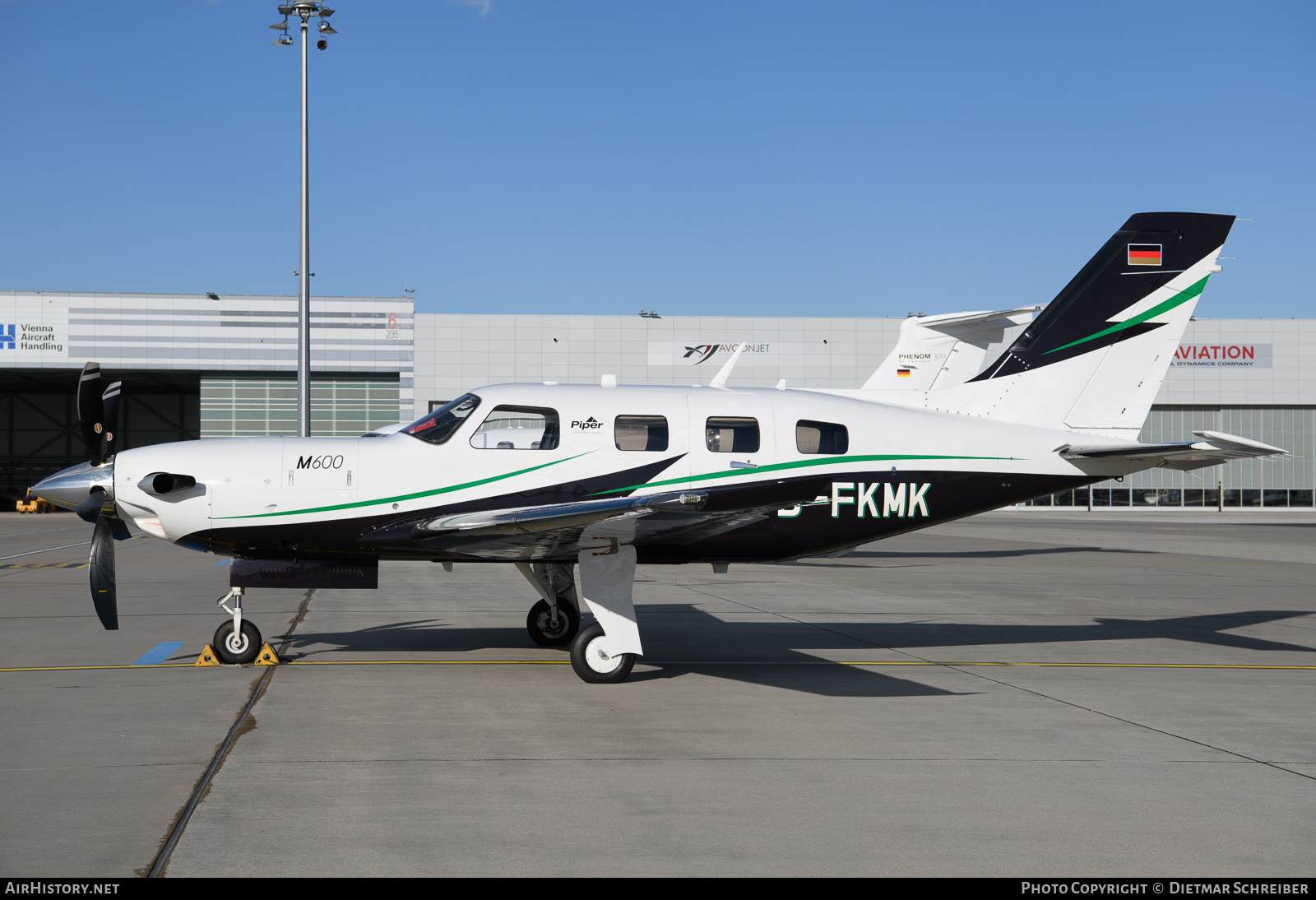 Aircraft Photo of D-FKMK | Piper PA-46-600TP M600 | AirHistory.net #835445