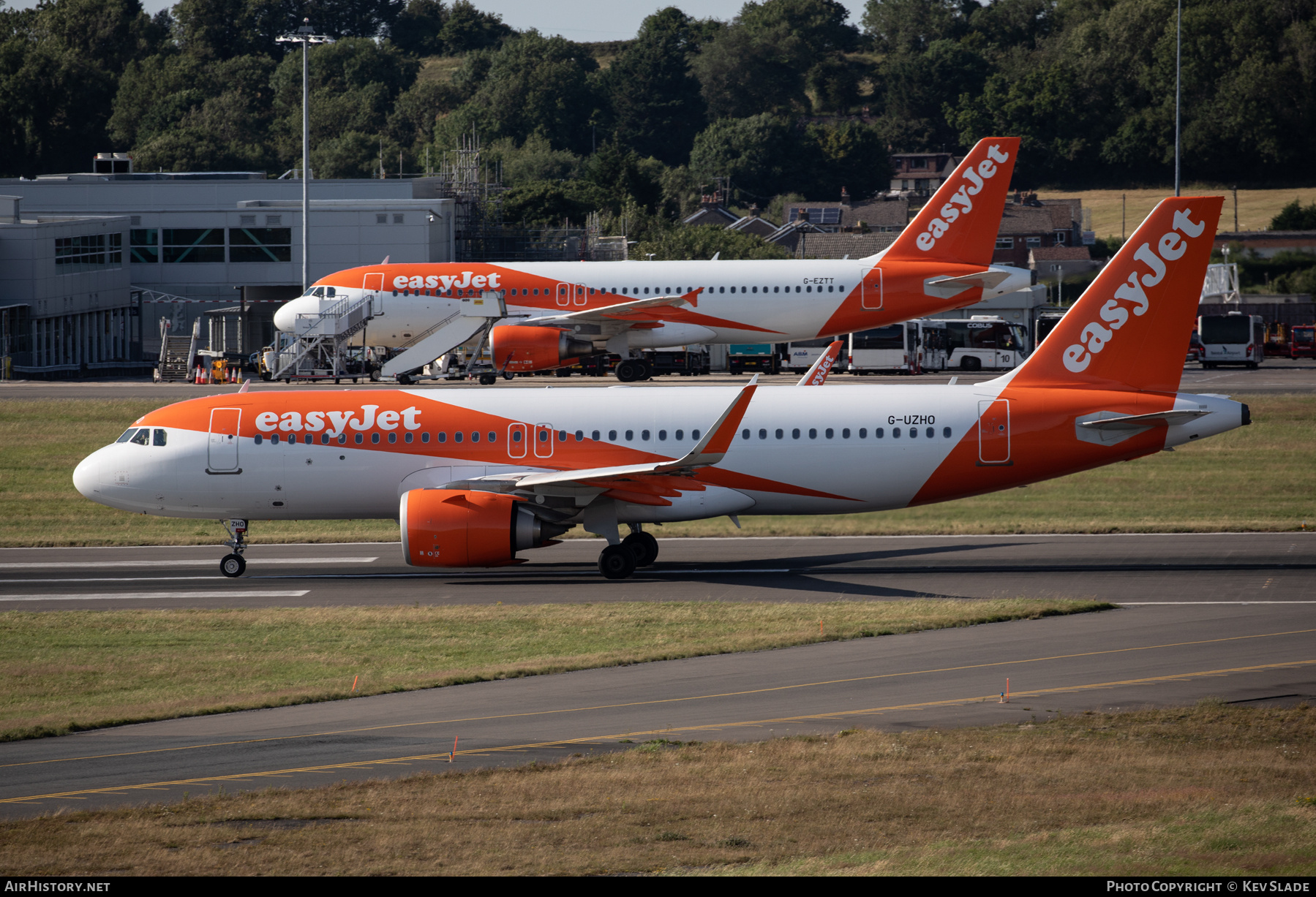 Aircraft Photo of G-UZHO | Airbus A320-251N | EasyJet | AirHistory.net #835496