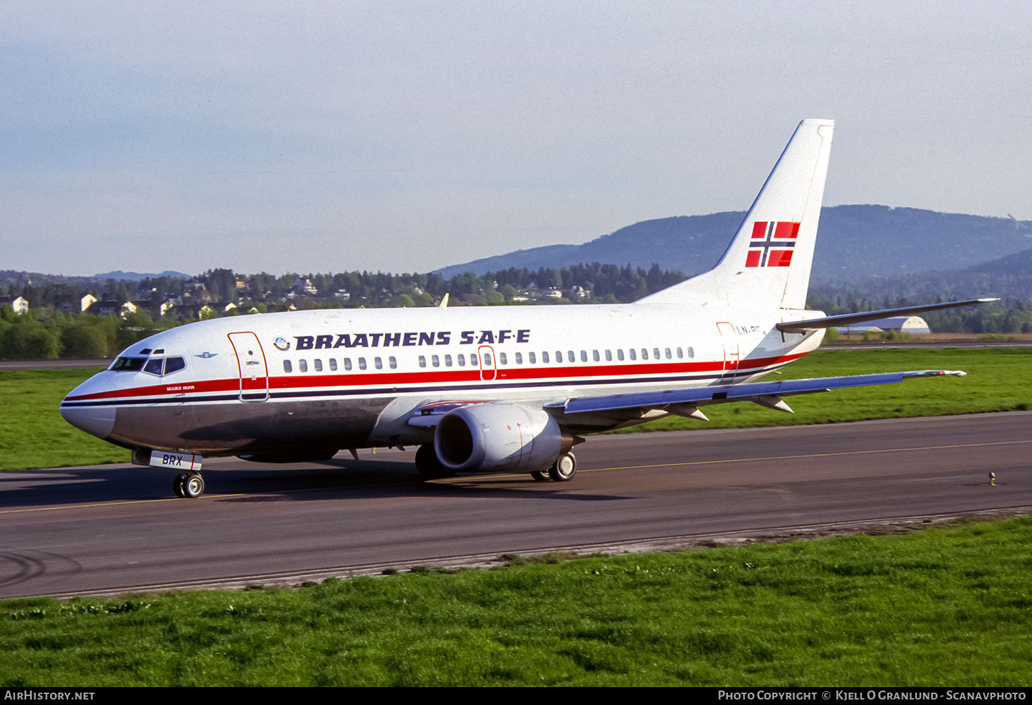 Aircraft Photo of LN-BRX | Boeing 737-505 | Braathens SAFE | AirHistory.net #835550