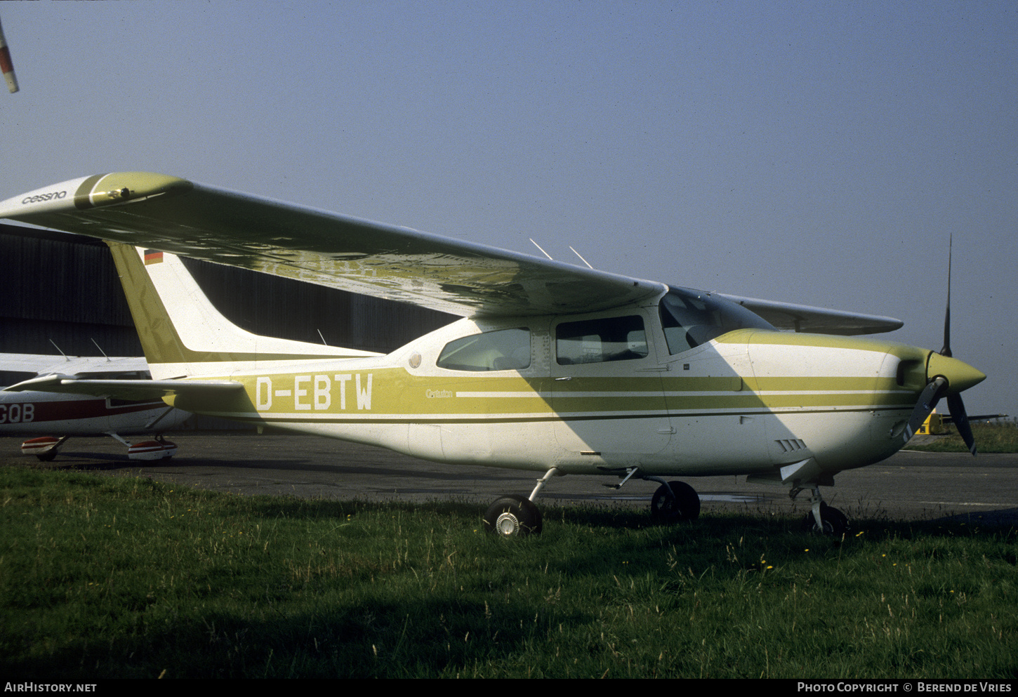Aircraft Photo of D-EBTW | Cessna 210L Centurion II | AirHistory.net #835852