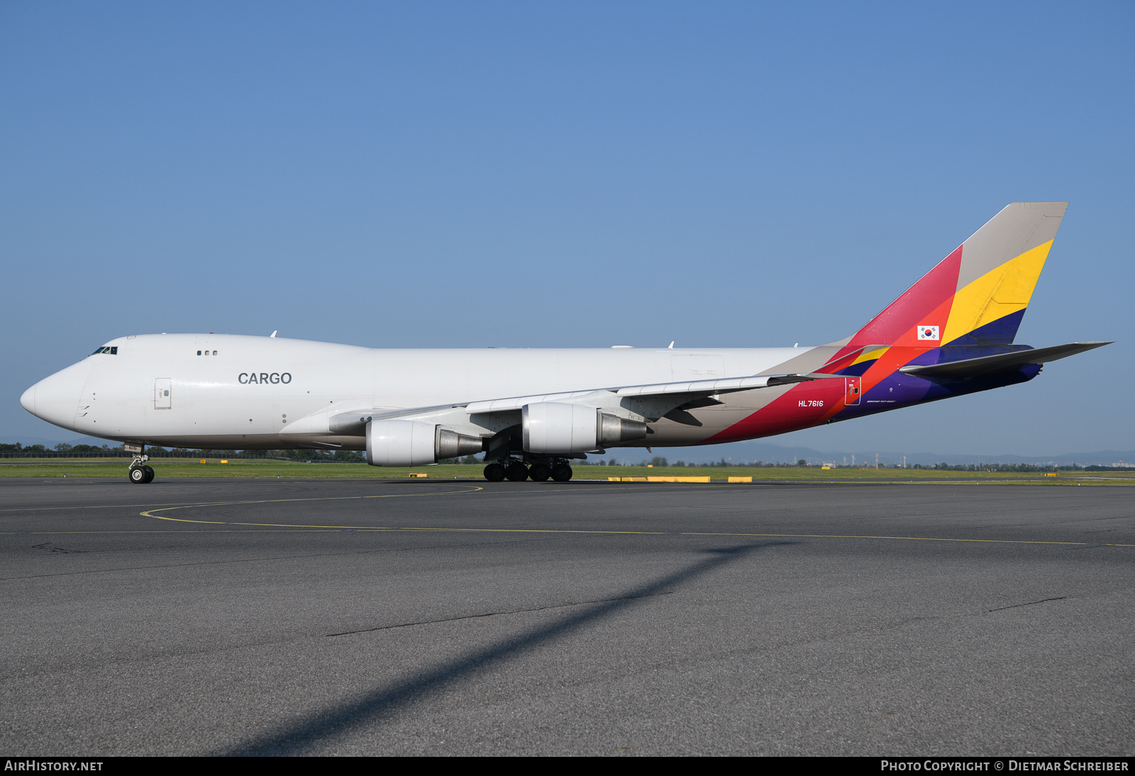 Aircraft Photo of HL7616 | Boeing 747-446F/SCD | Air Incheon | AirHistory.net #835856