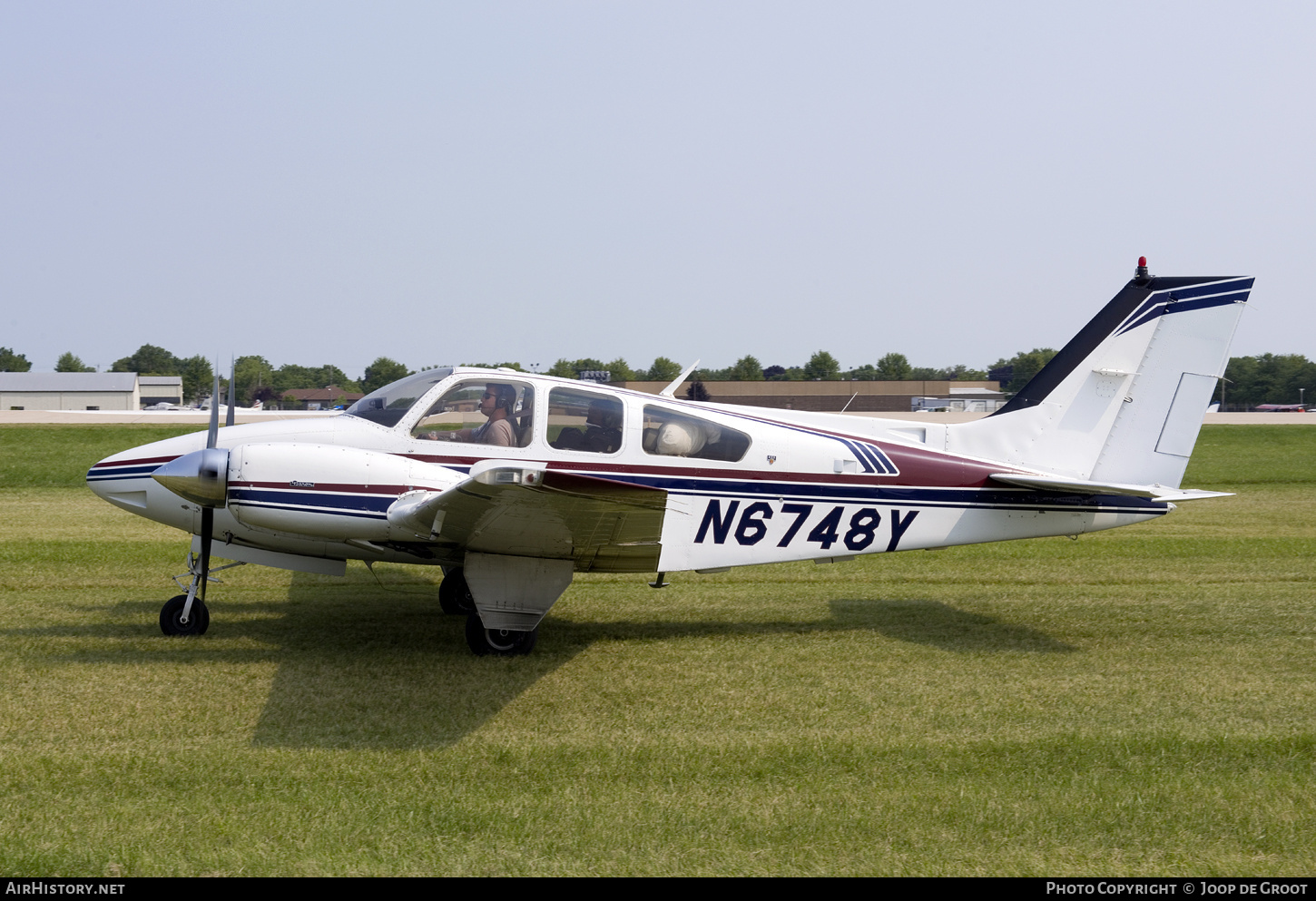 Aircraft Photo of N6748Y | Beech B55 Baron (95-B55) | AirHistory.net #835871