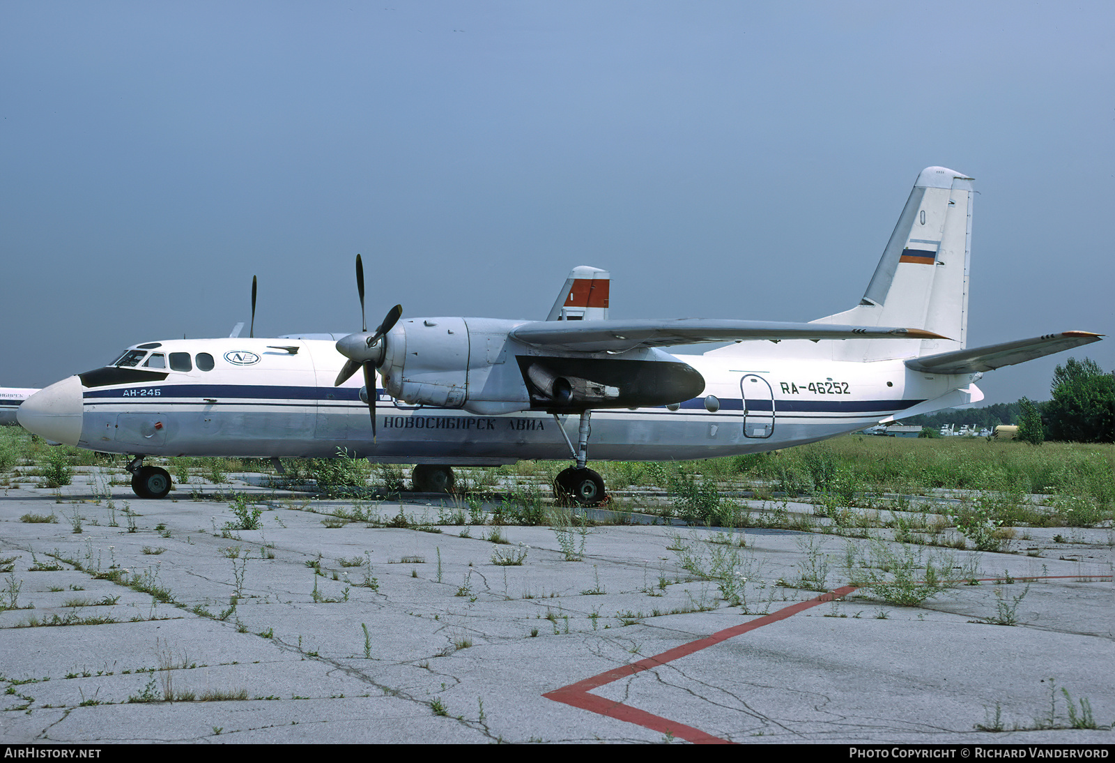 Aircraft Photo of RA-46252 | Antonov An-24B | Novosibirsk Avia | AirHistory.net #835875