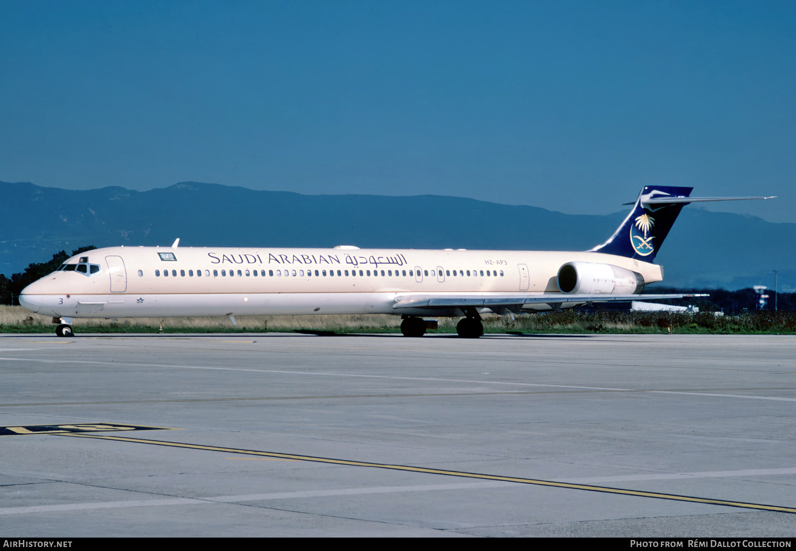 Aircraft Photo of HZ-AP3 | McDonnell Douglas MD-90-30 | Saudi Arabian Airlines | AirHistory.net #835896