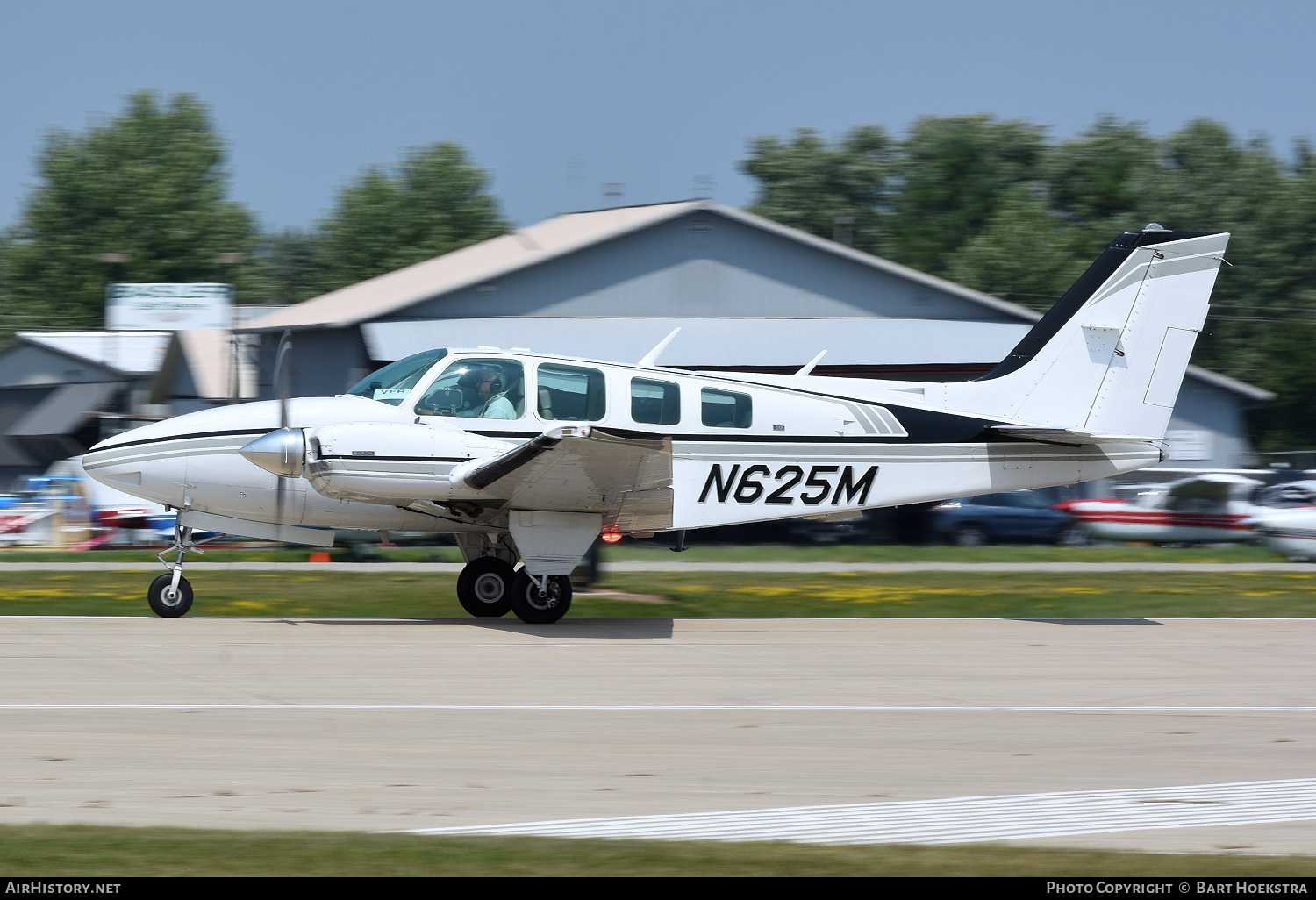Aircraft Photo of N625M | Beech 58 Baron | AirHistory.net #835912
