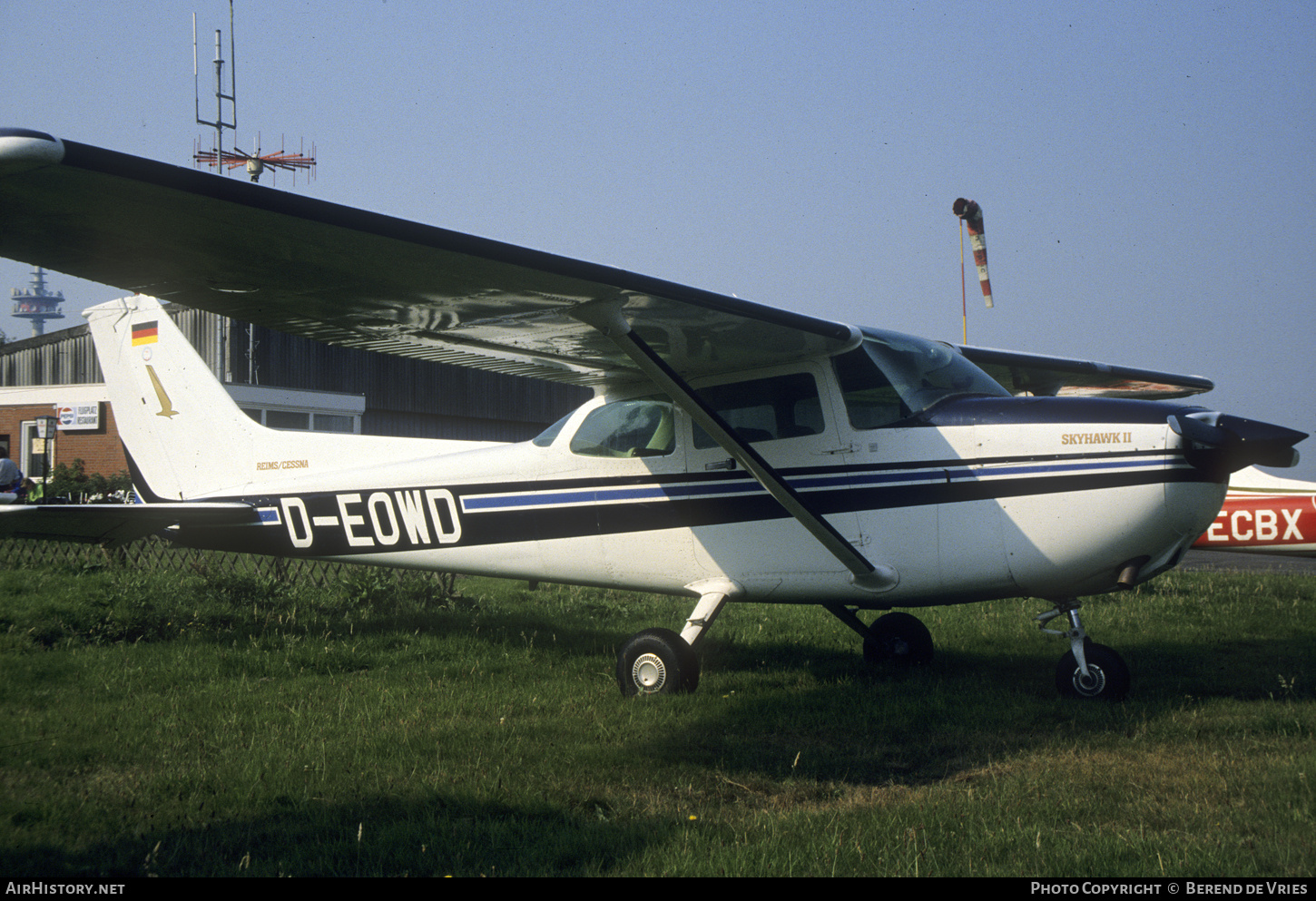 Aircraft Photo of D-EOWD | Reims F172P Skyhawk II | AirHistory.net #836027