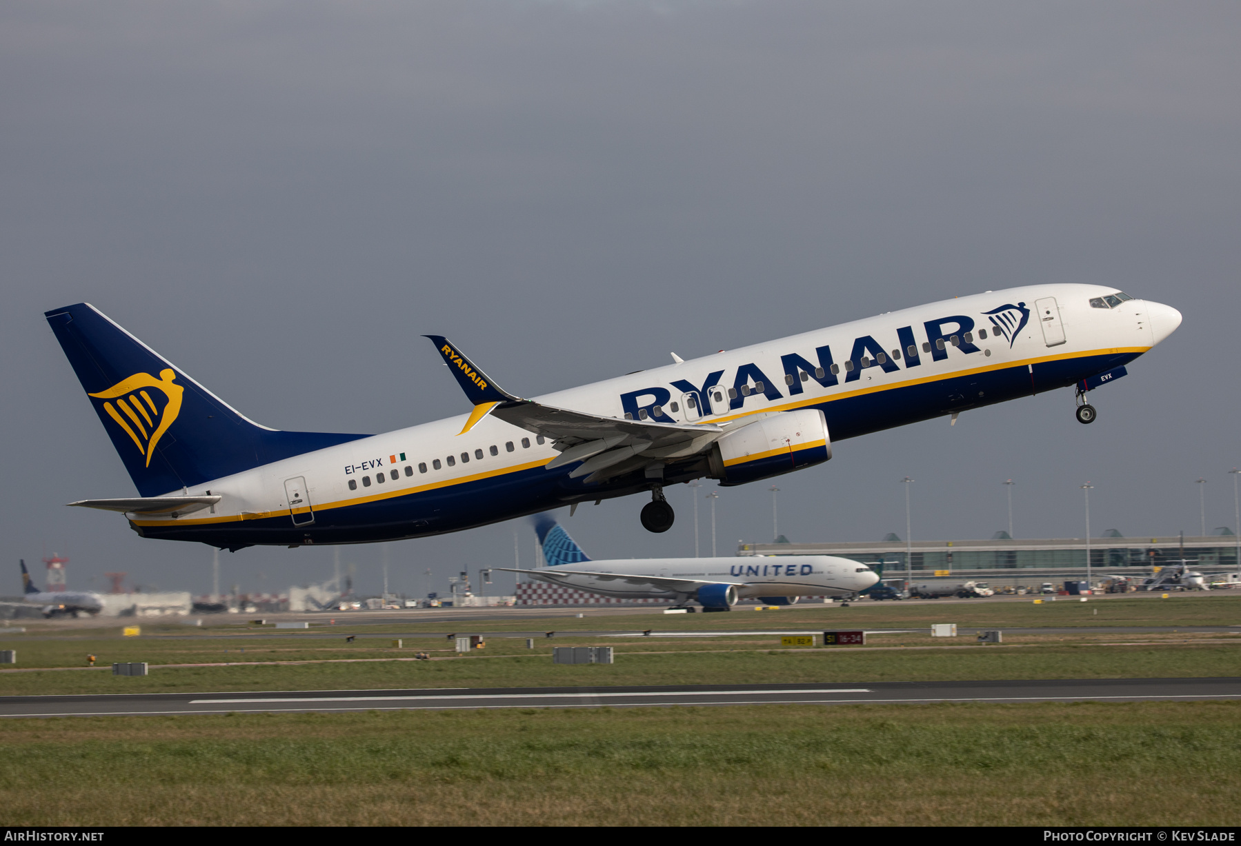 Aircraft Photo of EI-EVX | Boeing 737-8AS | Ryanair | AirHistory.net #836299