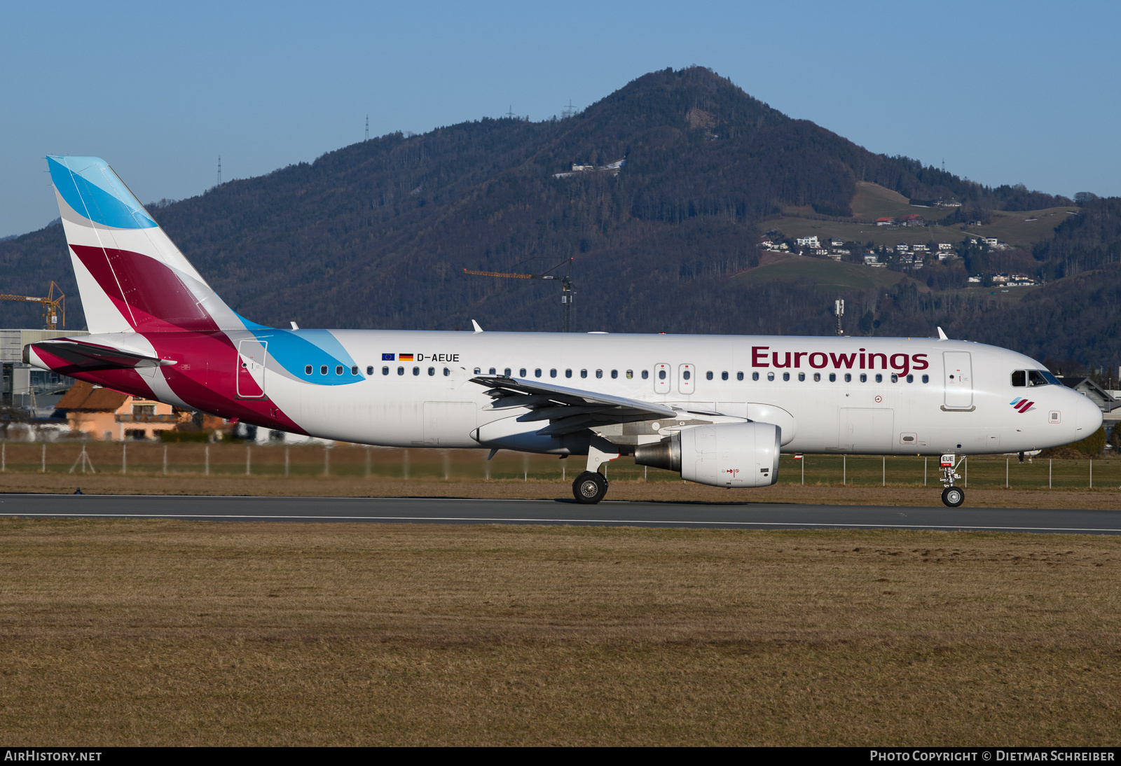 Aircraft Photo of D-AEUE | Airbus A320-214 | Eurowings | AirHistory.net #836309