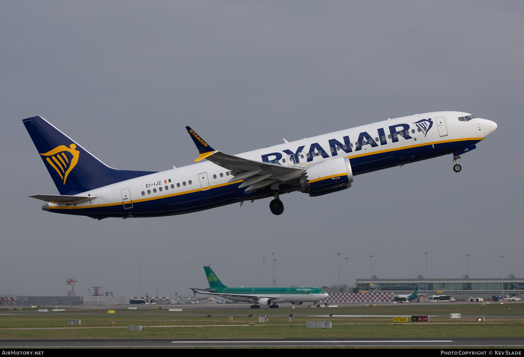 Aircraft Photo of EI-IJZ | Boeing 737-8200 Max 200 | Ryanair | AirHistory.net #836310