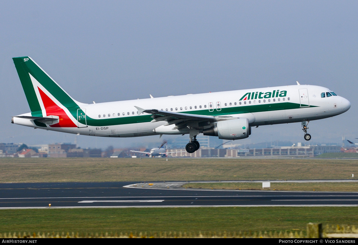 Aircraft Photo of EI-DSP | Airbus A320-216 | Alitalia | AirHistory.net #836374