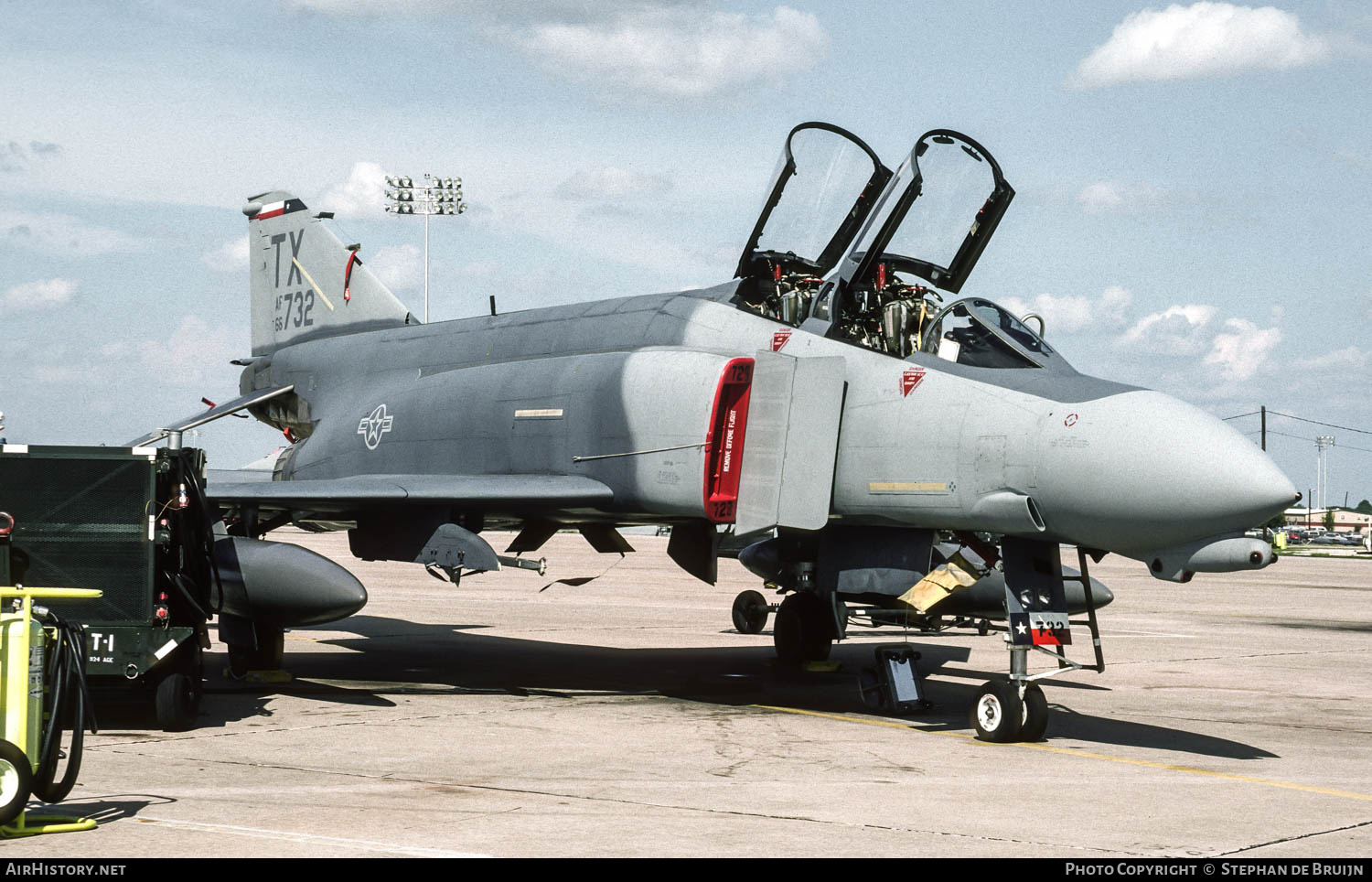 Aircraft Photo of 66-8732 / AF66-732 | McDonnell F-4D Phantom II | USA - Air Force | AirHistory.net #836387