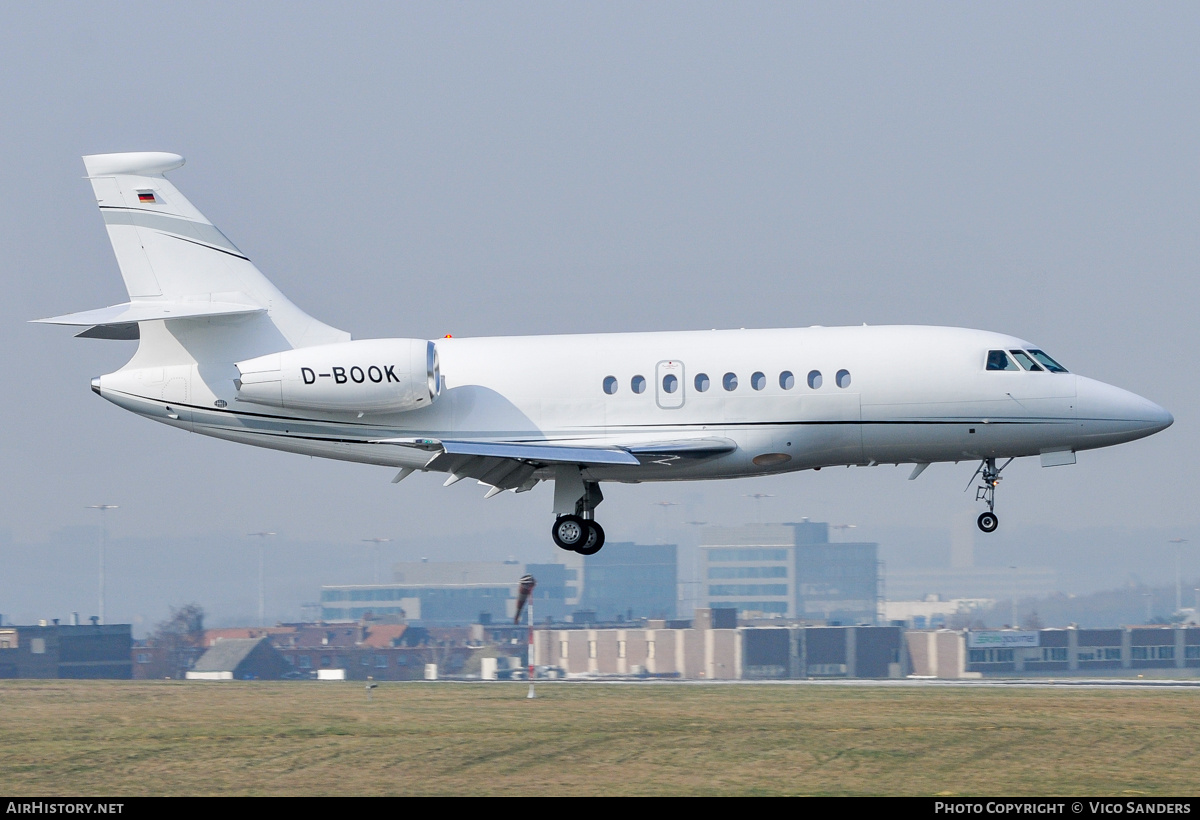Aircraft Photo of D-BOOK | Dassault Falcon 2000EX EASy | AirHistory.net #836419