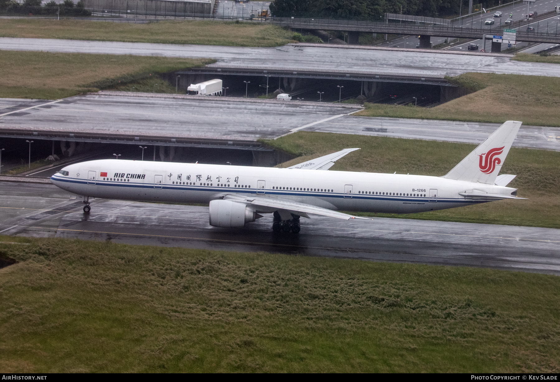 Aircraft Photo of B-1266 | Boeing 777-300/ER | Air China | AirHistory.net #836442