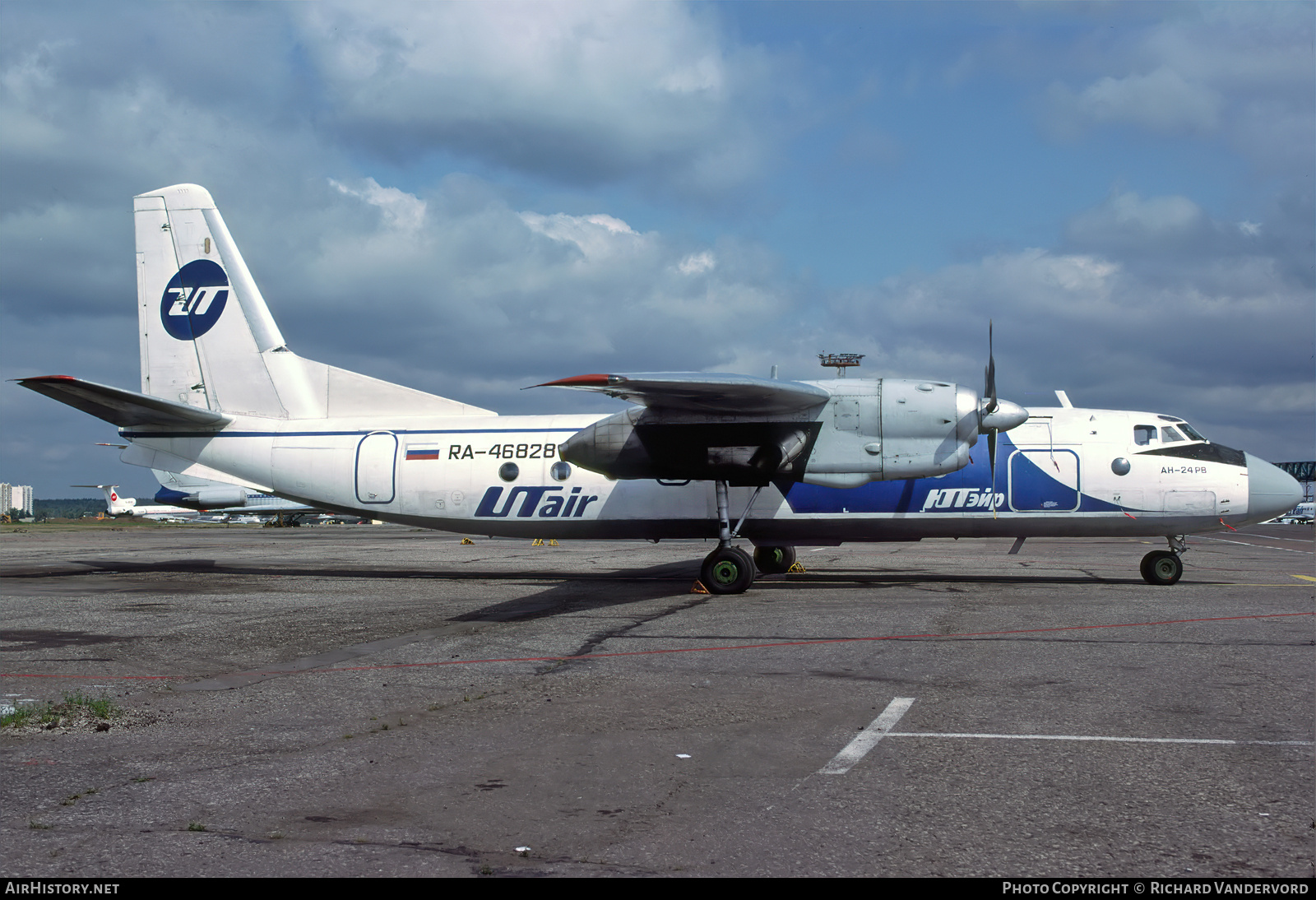 Aircraft Photo of RA-46828 | Antonov An-24RV | UTair | AirHistory.net #836446