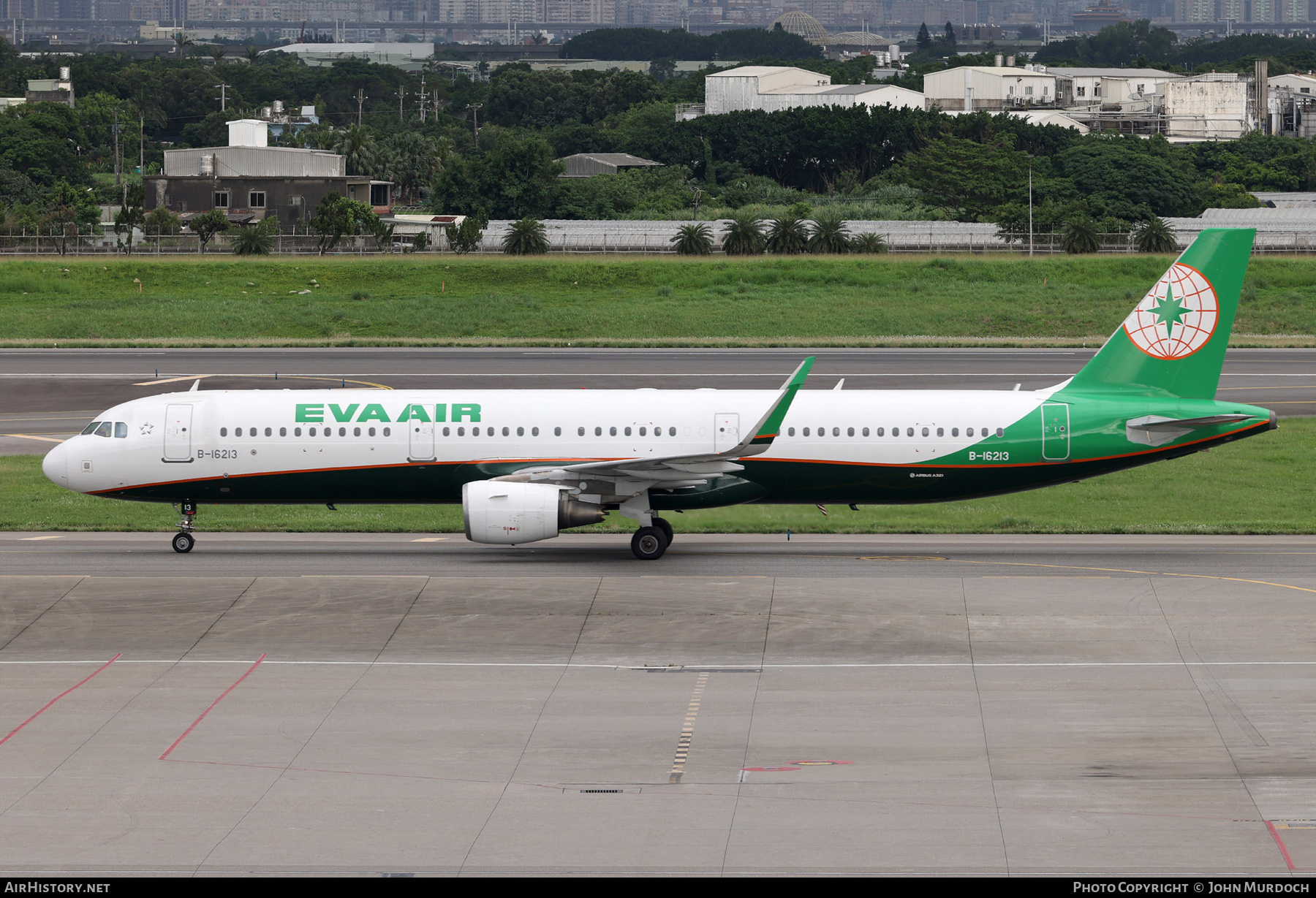 Aircraft Photo of B-16213 | Airbus A321-211 | EVA Air | AirHistory.net #836469
