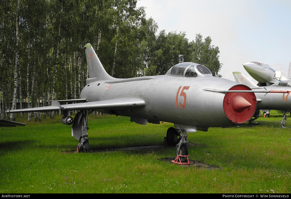 Aircraft Photo of 15 red | Sukhoi Su-7BKL | Soviet Union - Air Force | AirHistory.net #836527