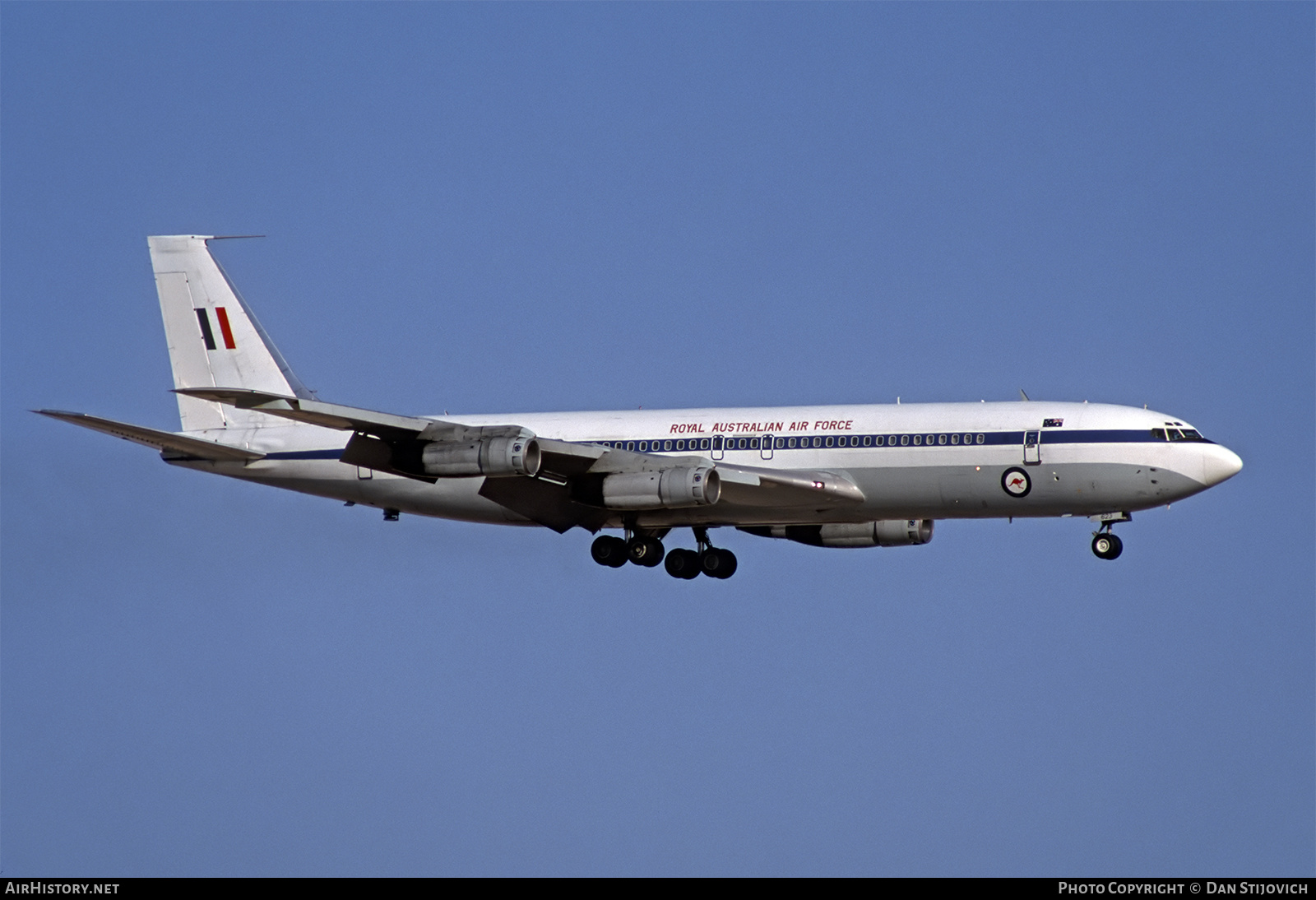 Aircraft Photo of A20-623 | Boeing 707-338C(KC) | Australia - Air Force | AirHistory.net #836540