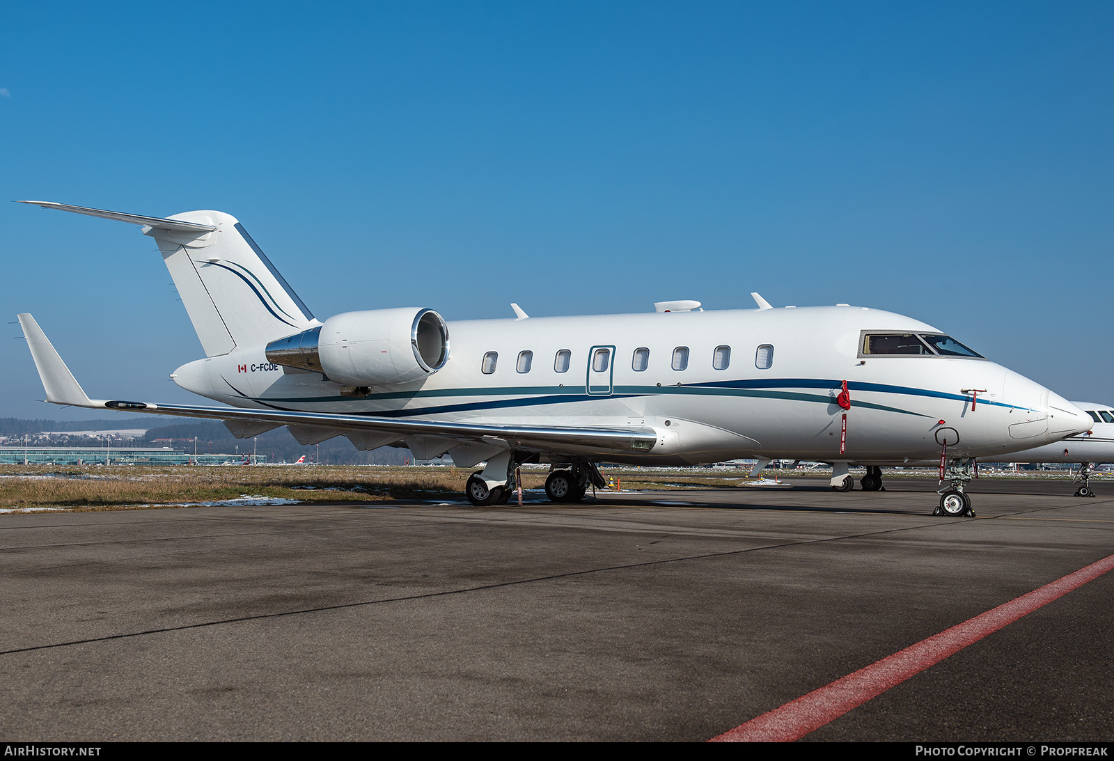 Aircraft Photo of C-FCDE | Bombardier Challenger 605 (CL-600-2B16) | AirHistory.net #836582