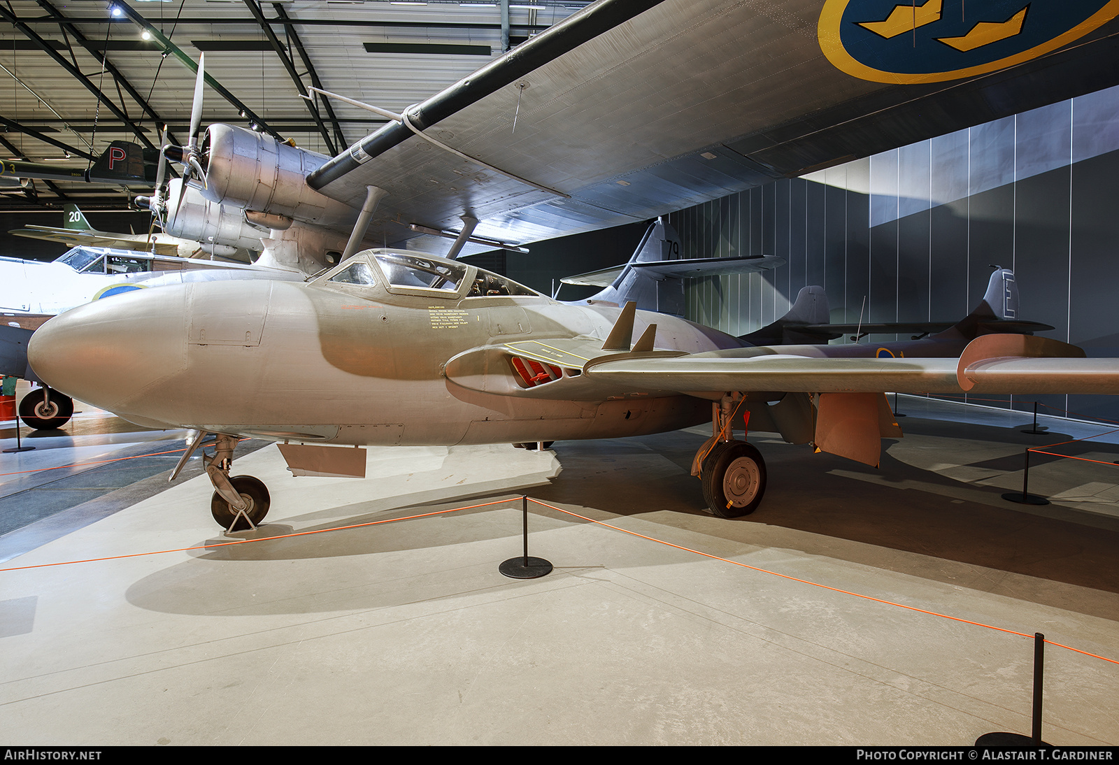 Aircraft Photo of 33025 | De Havilland J 33 Venom | Sweden - Air Force | AirHistory.net #836590