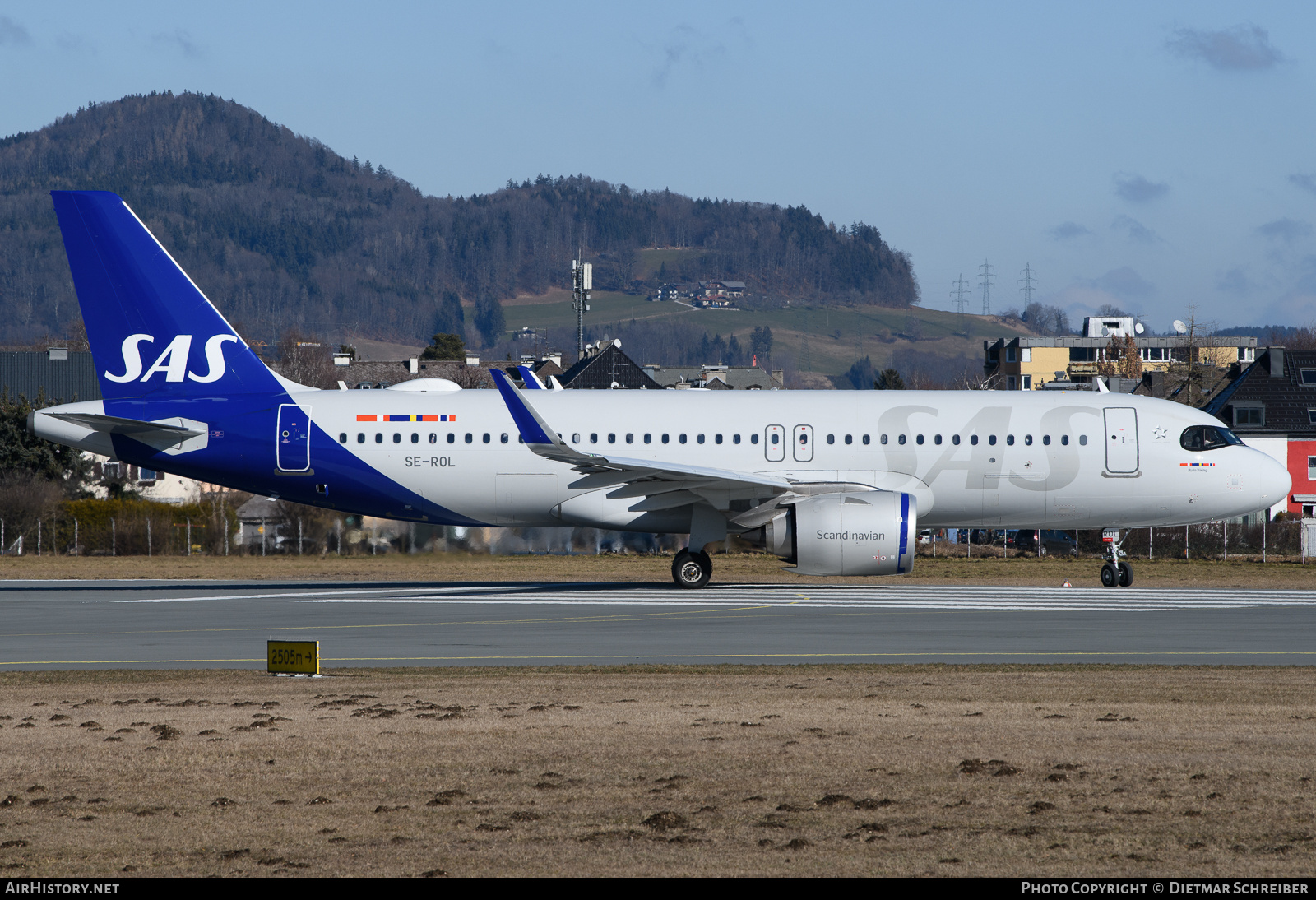 Aircraft Photo of SE-ROL | Airbus A320-251N | Scandinavian Airlines - SAS | AirHistory.net #836603