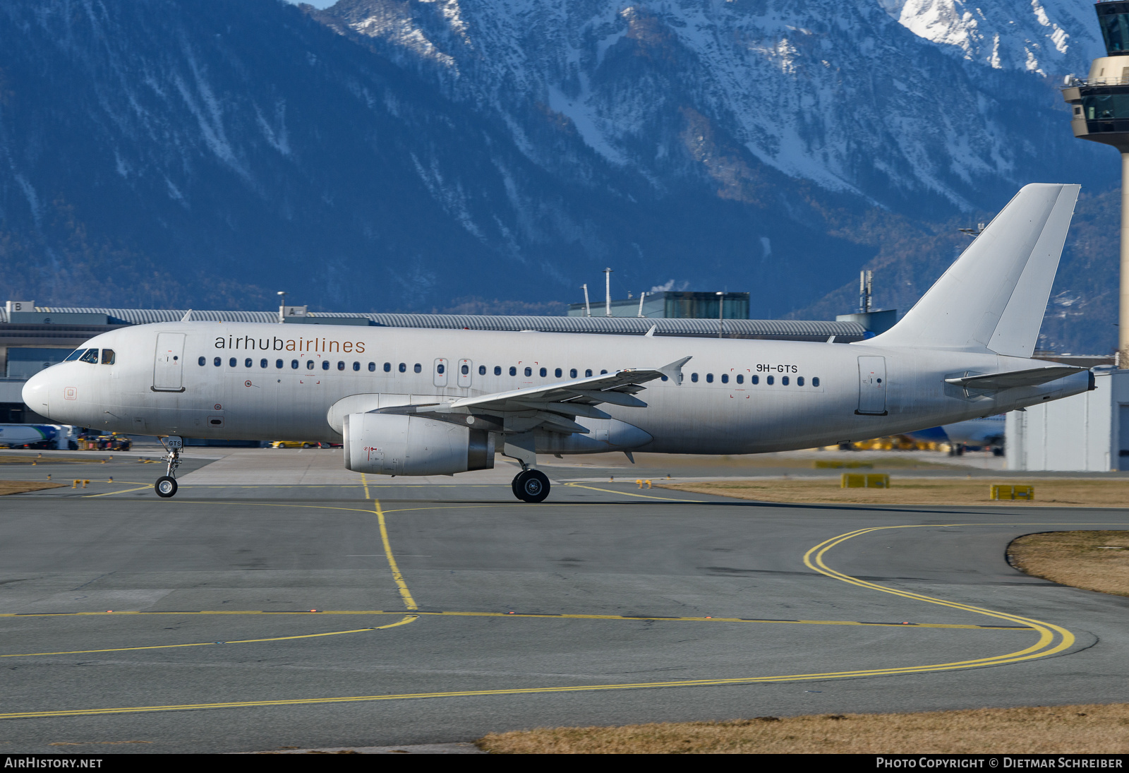 Aircraft Photo of 9H-GTS | Airbus A320-232 | Airhub Airlines | AirHistory.net #836605