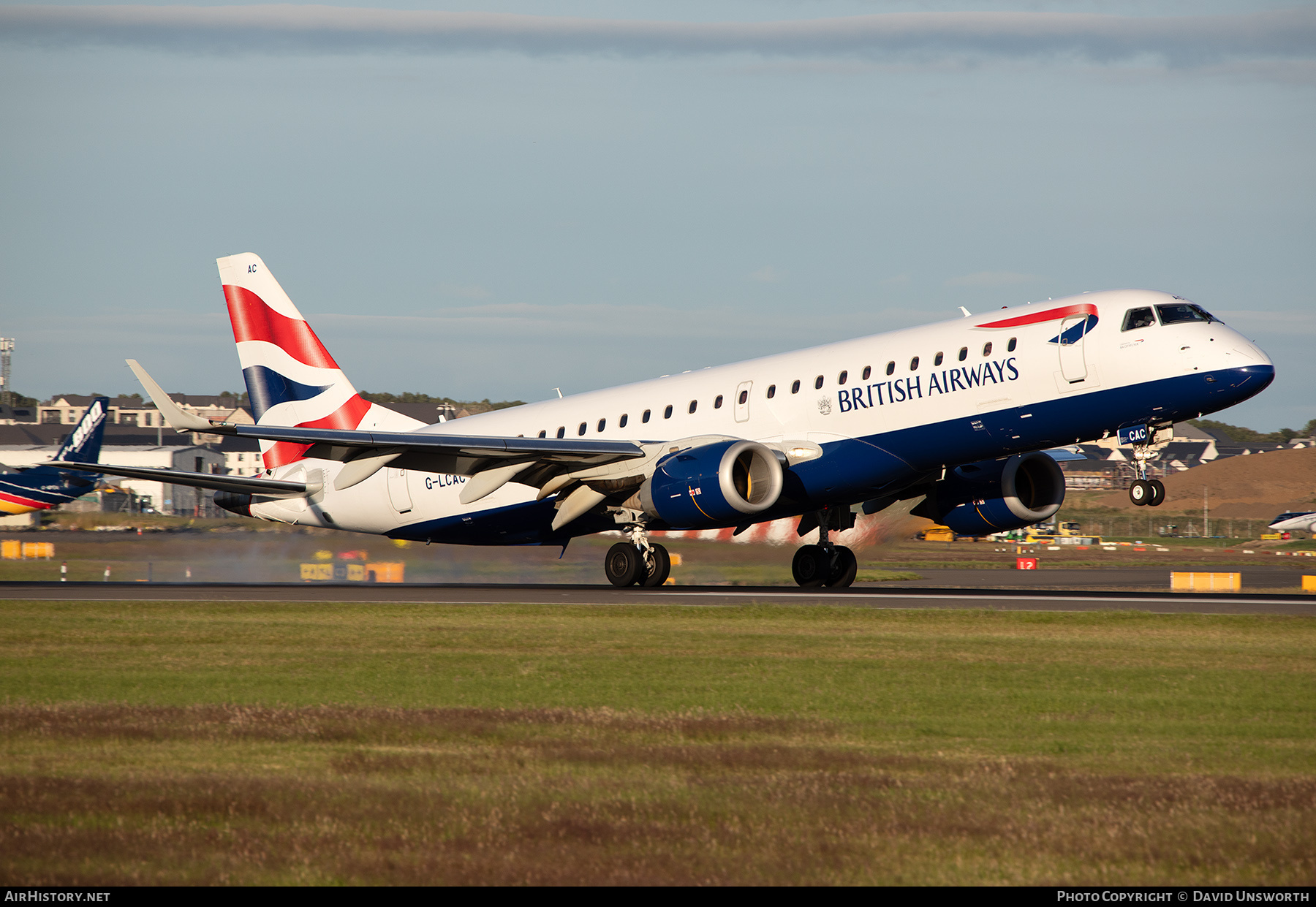 Aircraft Photo of G-LCAC | Embraer 190LR (ERJ-190-100LR) | British Airways | AirHistory.net #836626
