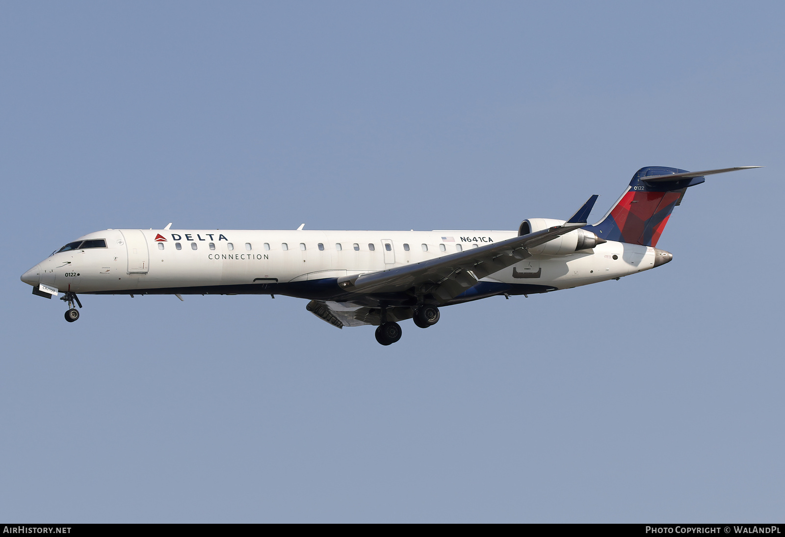 Aircraft Photo of N641CA | Bombardier CRJ-701ER (CL-600-2C10) | Delta Connection | AirHistory.net #836640