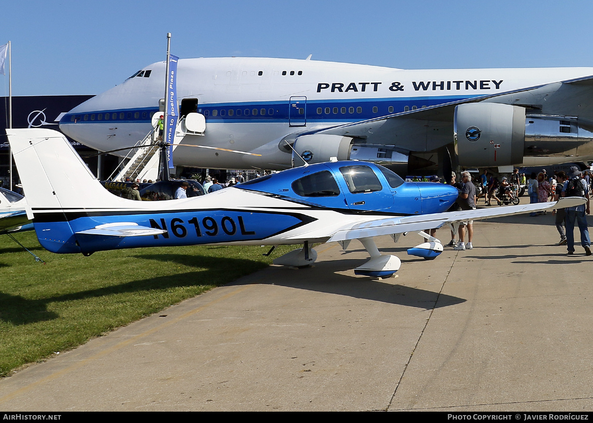 Aircraft Photo of N6190L | Cirrus SR-22T G7-GTS | AirHistory.net #836654