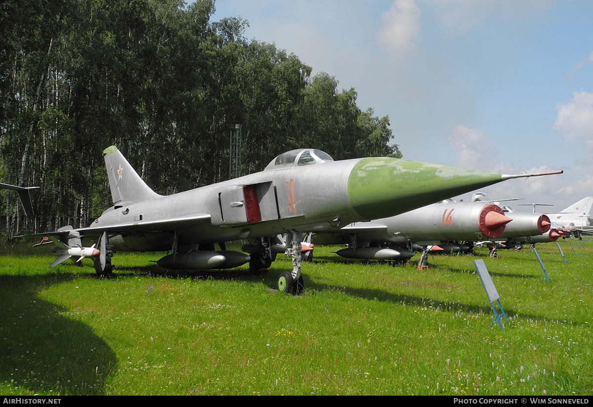 Aircraft Photo of 11 red | Sukhoi T-58L | Soviet Union - Air Force | AirHistory.net #836809