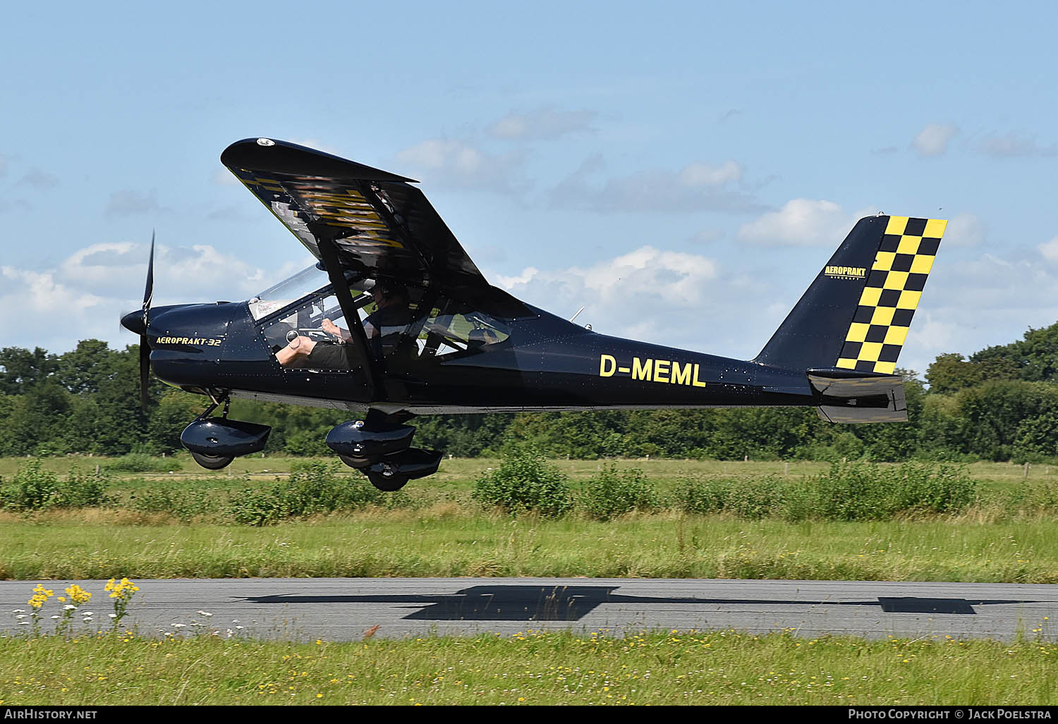 Aircraft Photo of D-MEML | Aeroprakt A-32 Vixxen | AirHistory.net #836841