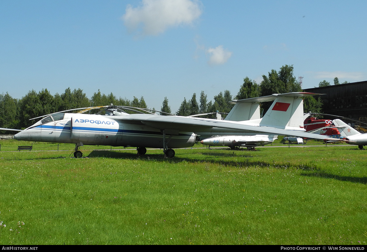Aircraft Photo of CCCP-17103 | Myasishchev M-17 | Aeroflot | AirHistory.net #836842