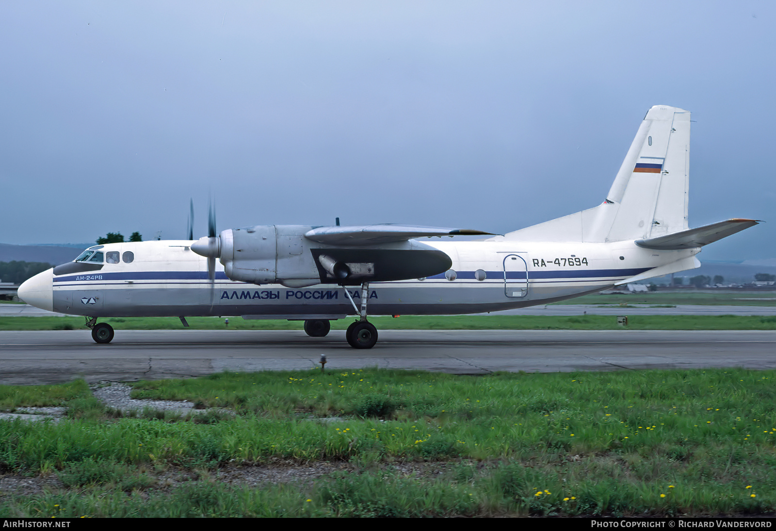 Aircraft Photo of RA-47694 | Antonov An-24RV | Almazy Rossii Sakha | AirHistory.net #836863