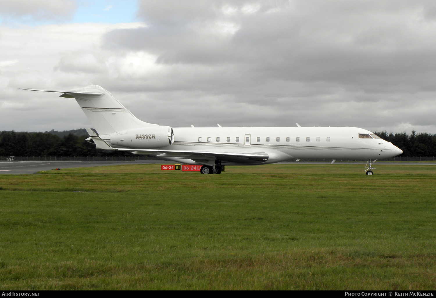 Aircraft Photo of N488CH | Bombardier Global 6000 (BD-700-1A10) | AirHistory.net #836973