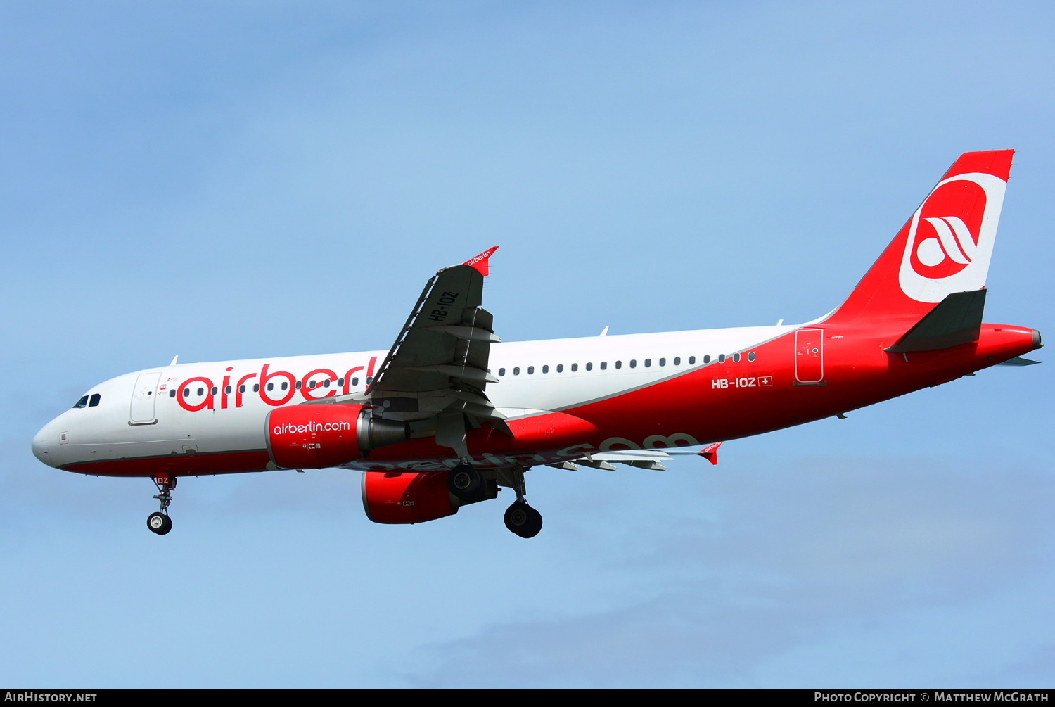 Aircraft Photo of HB-IOZ | Airbus A320-214 | Air Berlin | AirHistory.net #836986