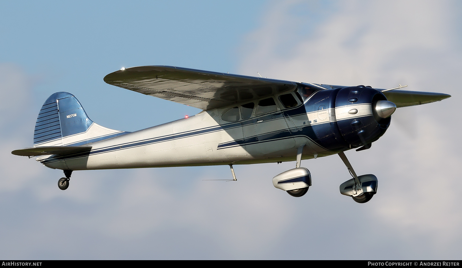 Aircraft Photo of N127GM | Cessna 195 | AirHistory.net #836997