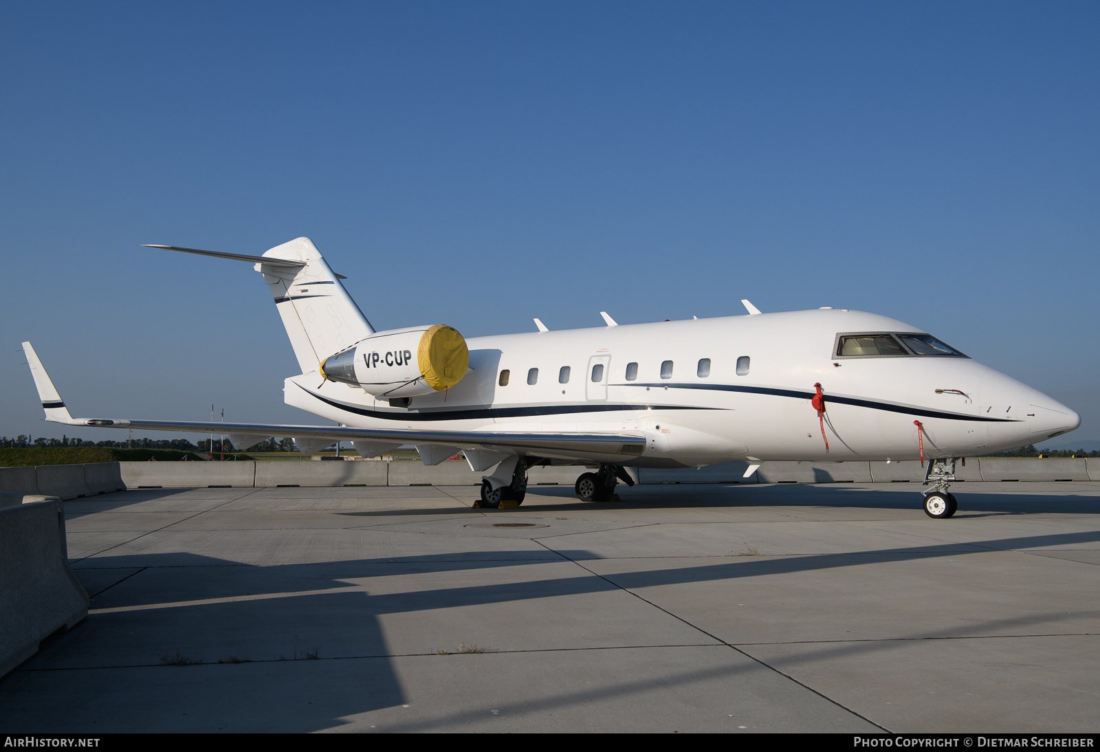 Aircraft Photo of VP-CUP | Bombardier Challenger 604 (CL-600-2B16) | AirHistory.net #837016