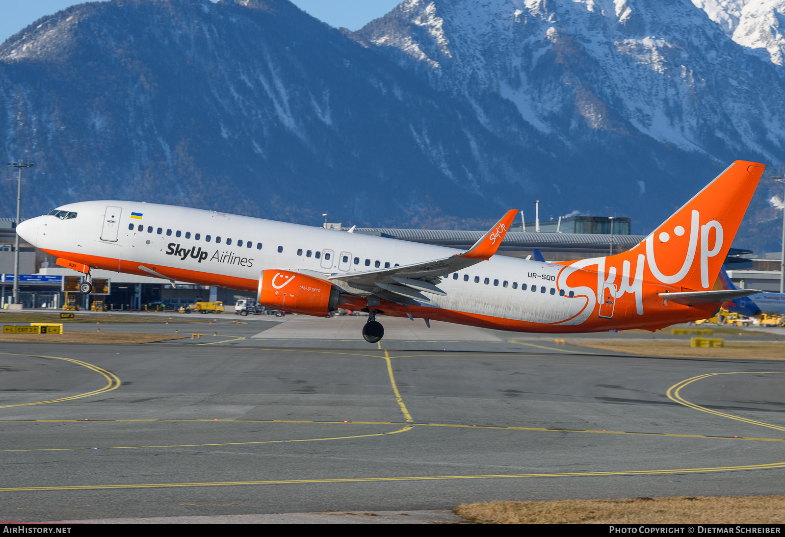 Aircraft Photo of UR-SQO | Boeing 737-82R | SkyUp Airlines | AirHistory.net #837018