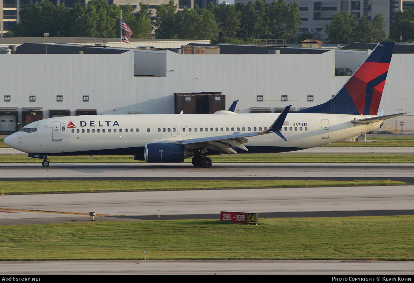 Aircraft Photo of N3741S | Boeing 737-832 | Delta Air Lines | AirHistory.net #837027